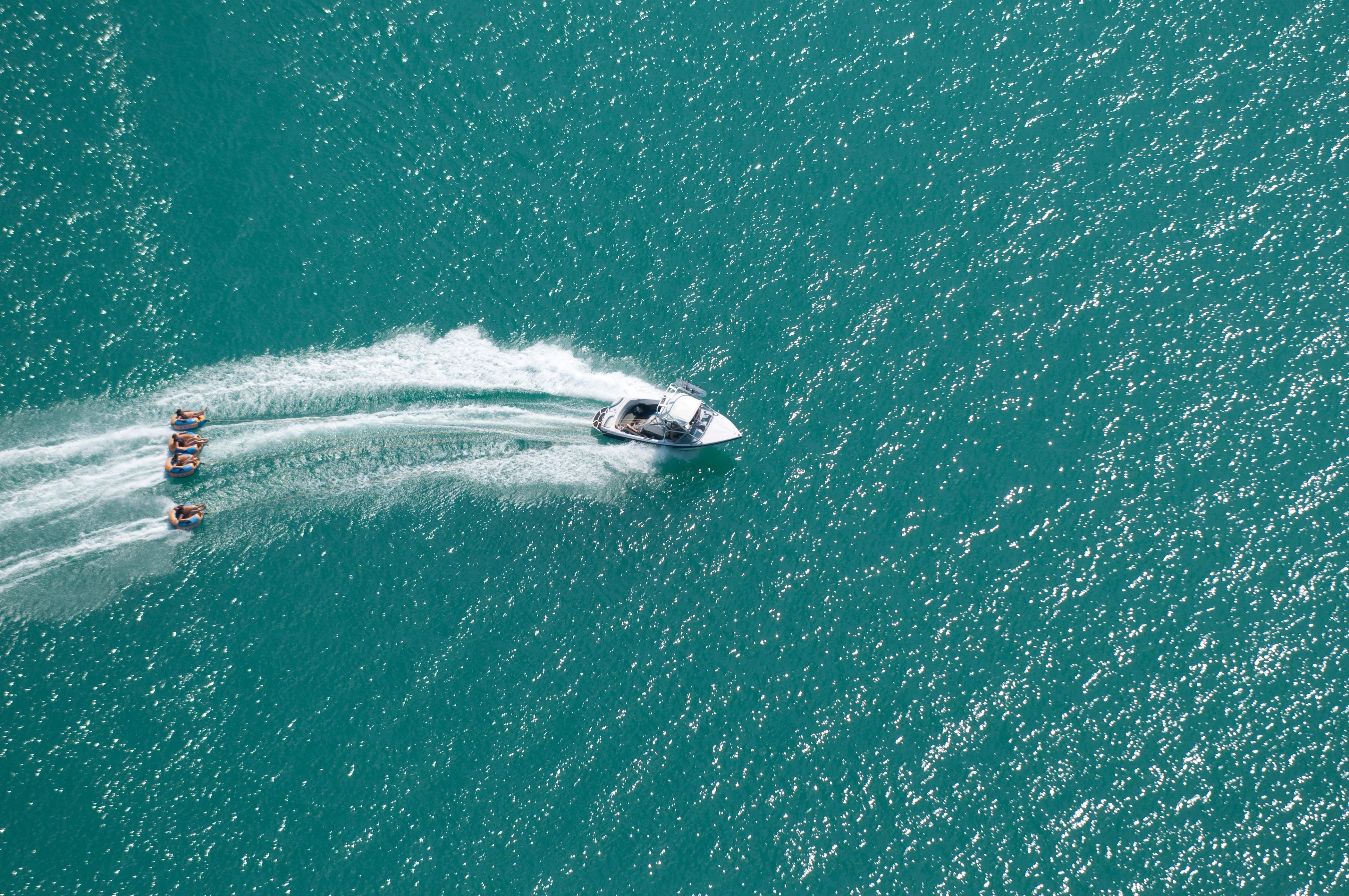 Water sports on Lake Wörthersee