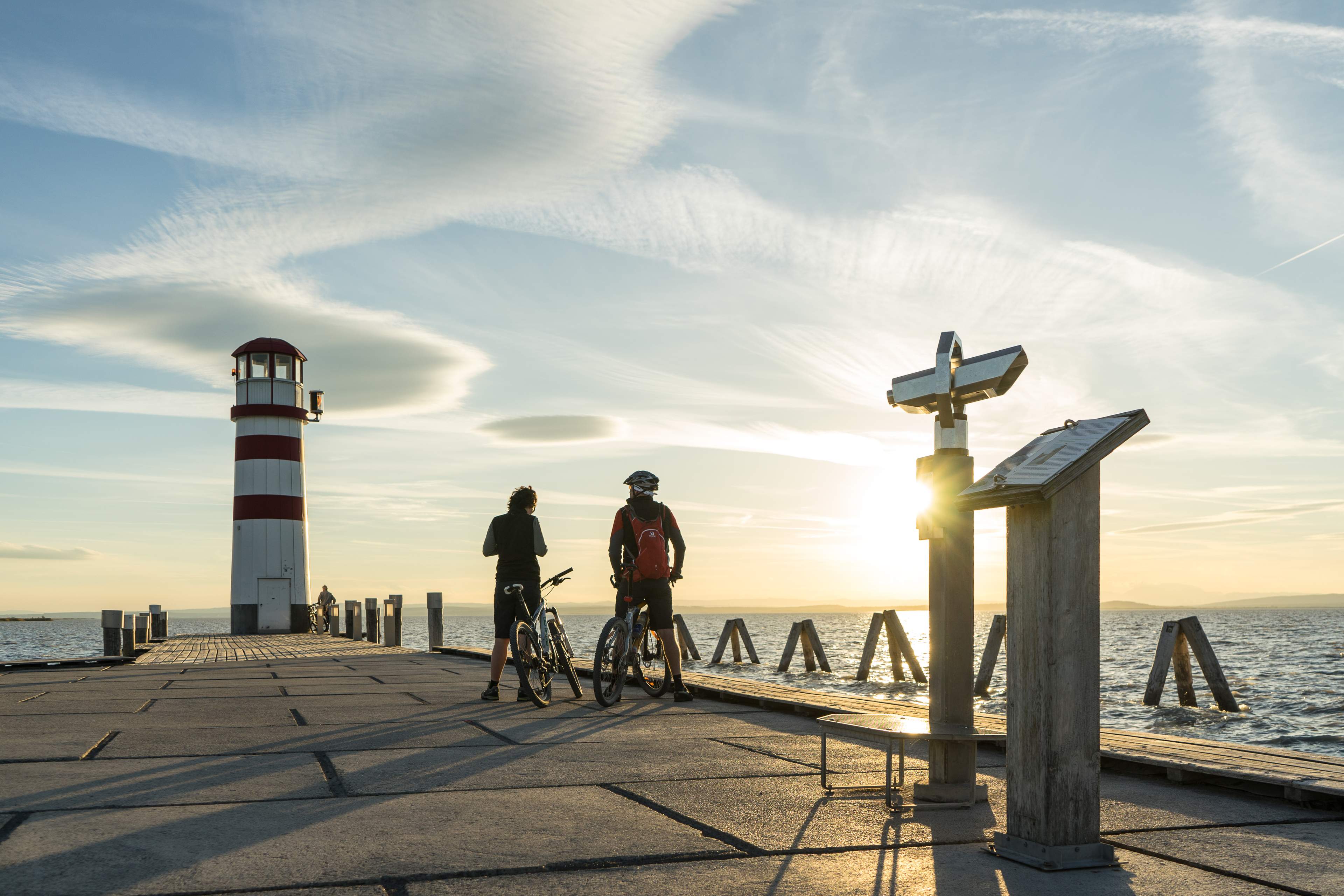 Zum Leuchtturm radeln