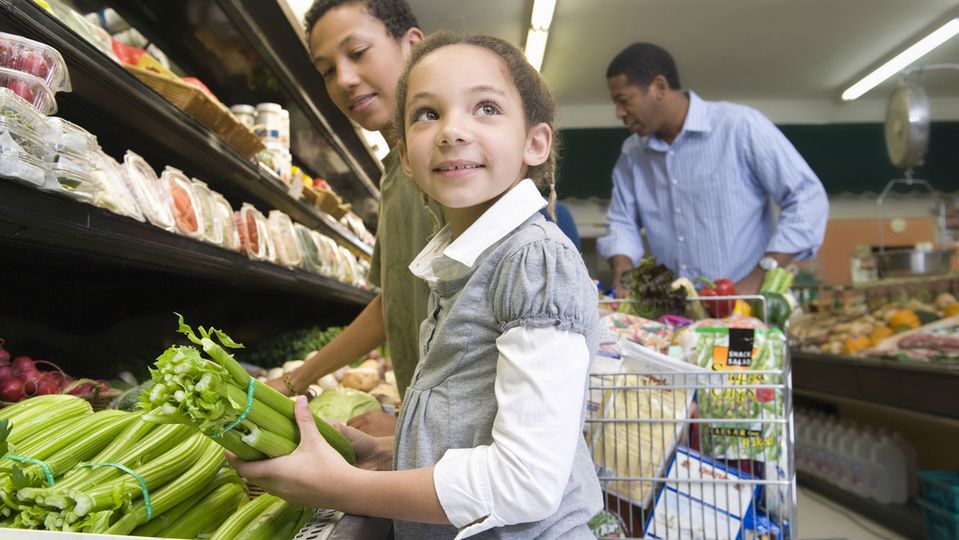 games for the grocery store to improve 2nd grade math