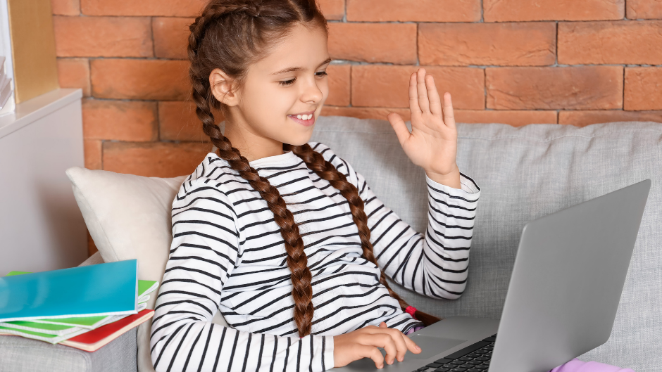 Student attending online tutoring session.