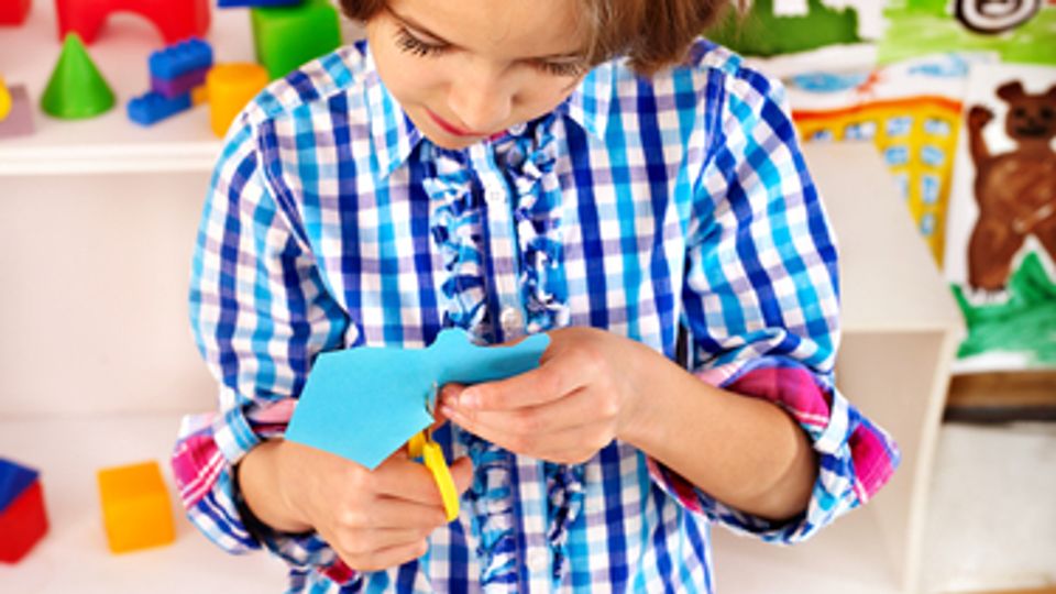 Using crafts to help with 2nd grade math word problems