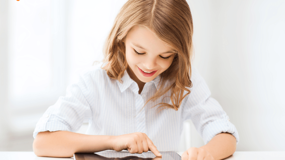 girl-ipad-logo