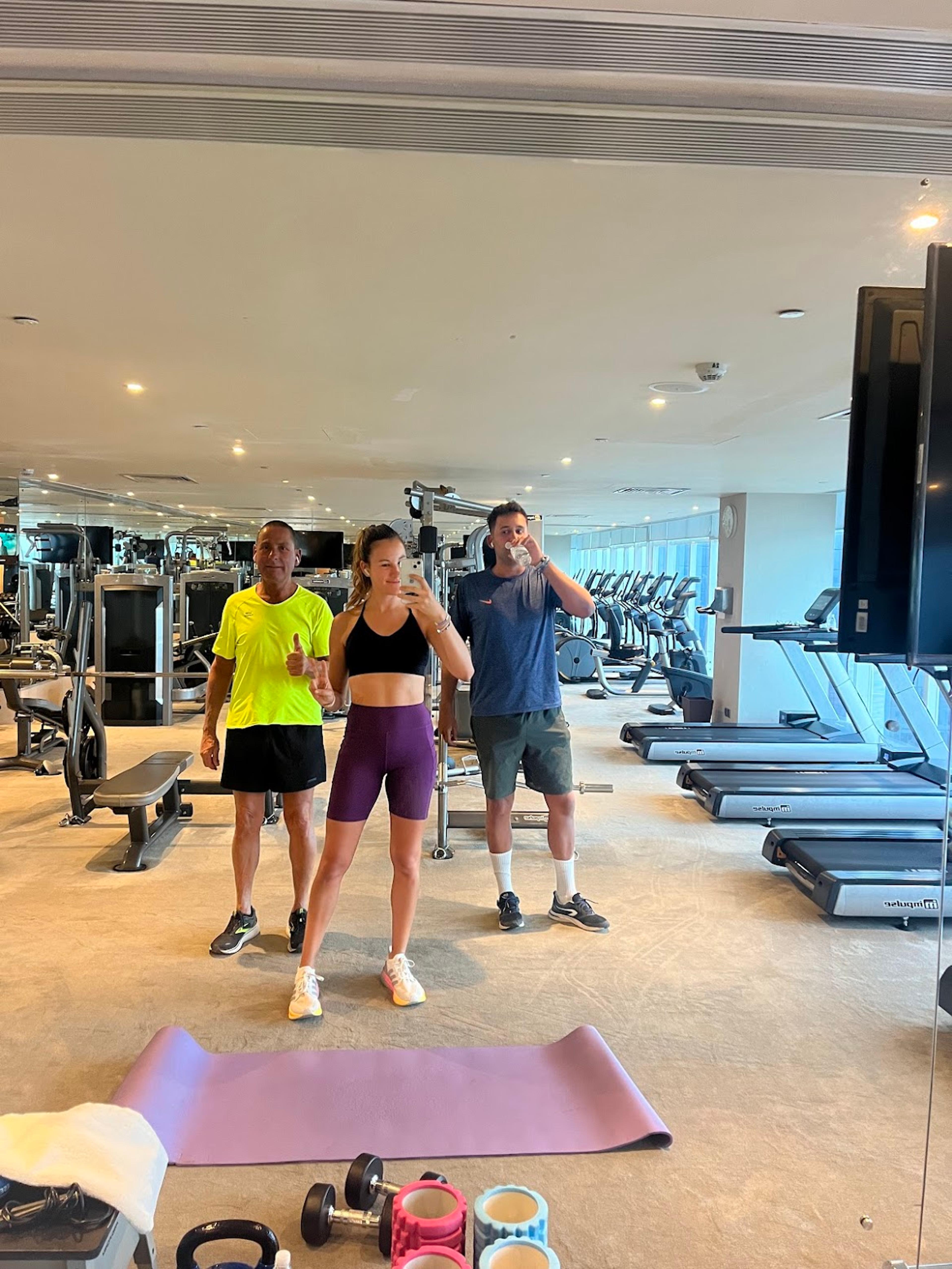 Mariona training with her dad and twin brother in Sri Lanka