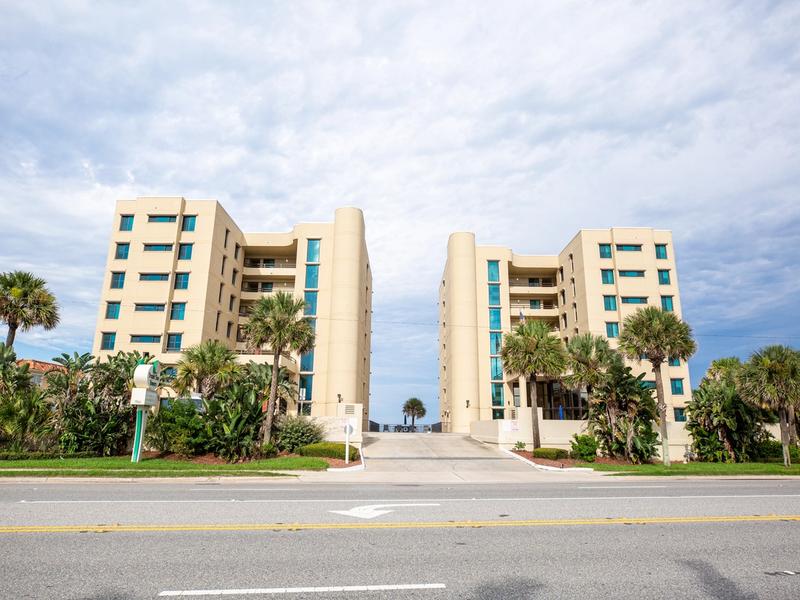 Tropic Sun Towers Vacation Escapes Tropic sun towers vacation escapes