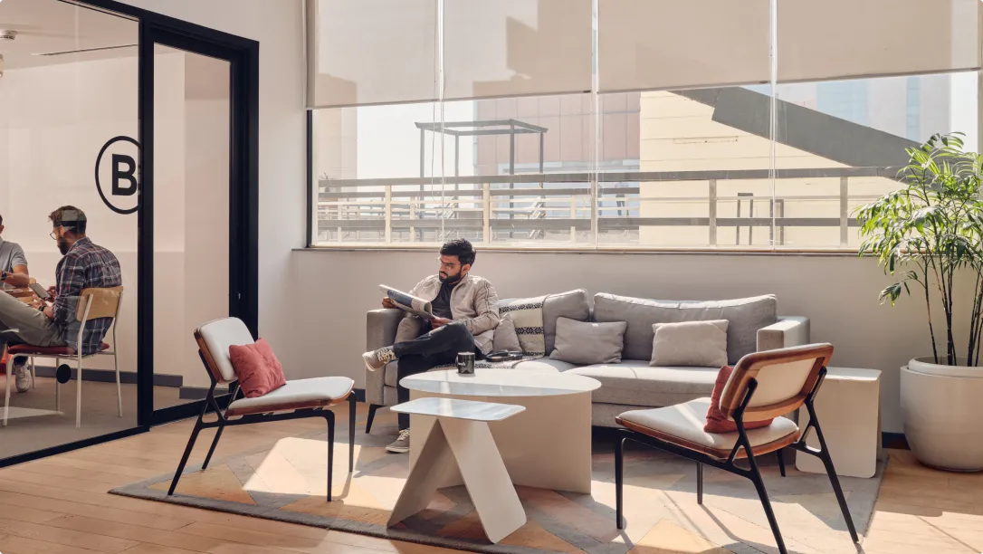 Hero carousel image - 4