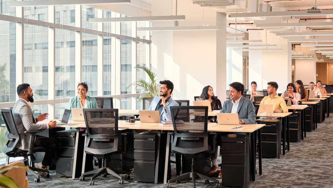 Hero carousel image - 3