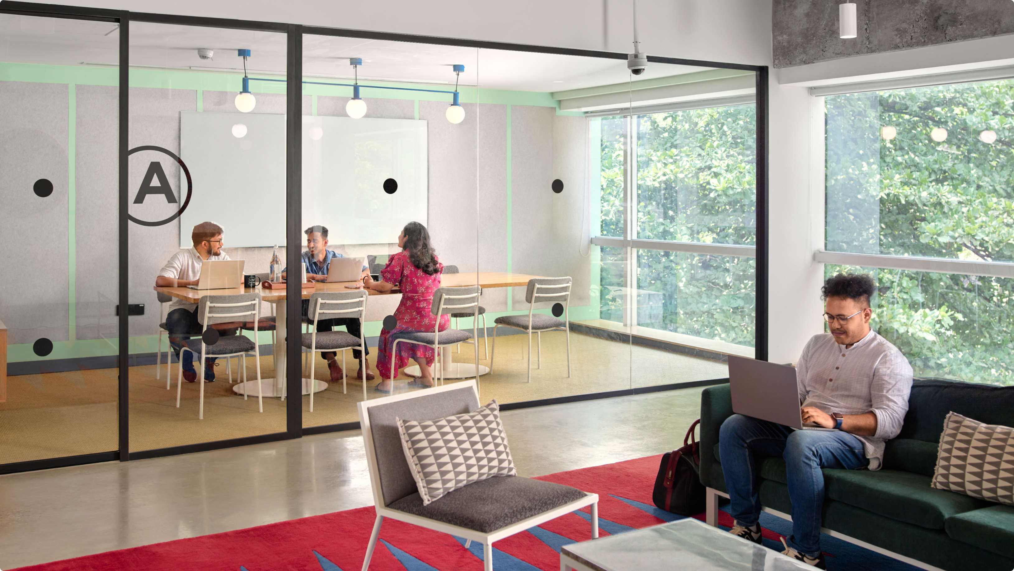 Hero carousel image - 3