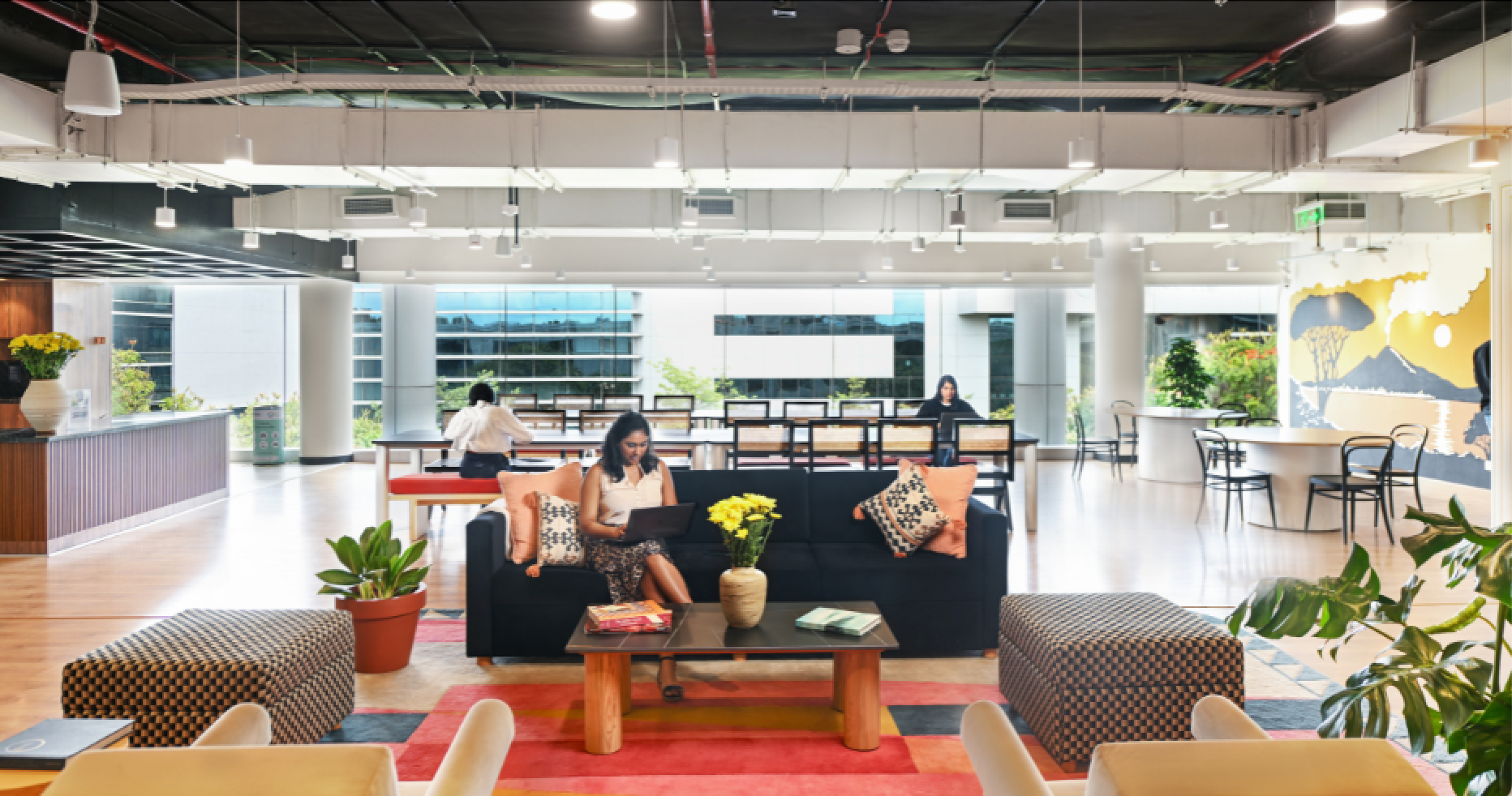 Amanora Crest building images