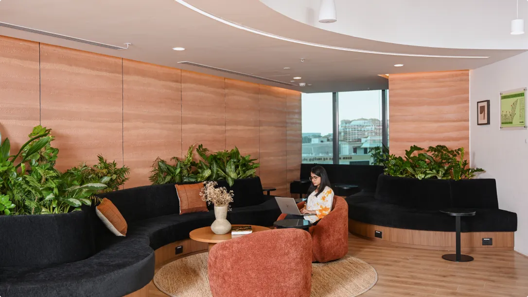 Hero carousel image - 4