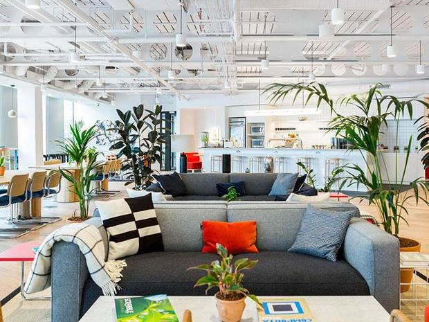 Eldeco Centre building images