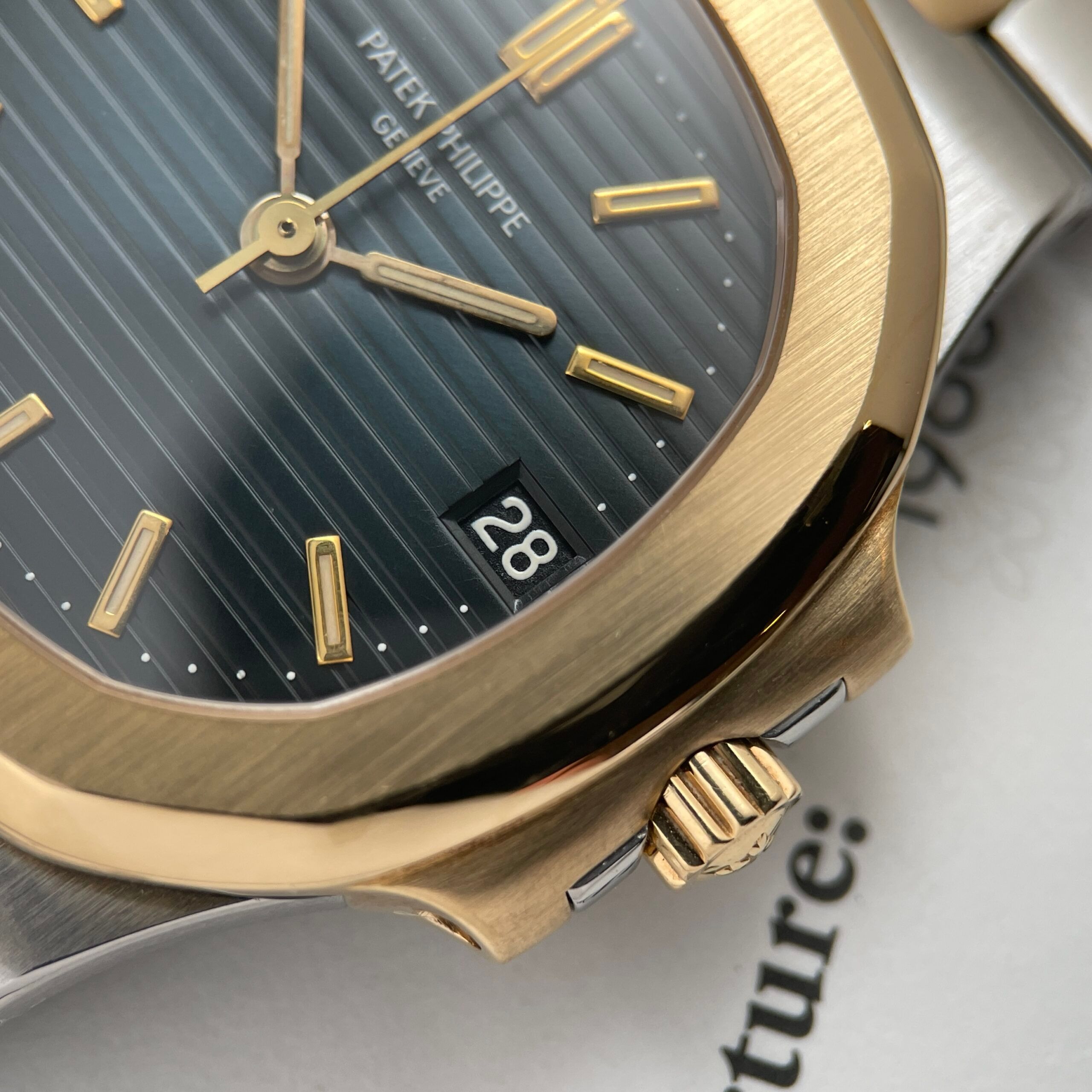 Patek Philippe Nautilus 3800/1 Blue Dial with Extract of Archives, photo 8 of 15