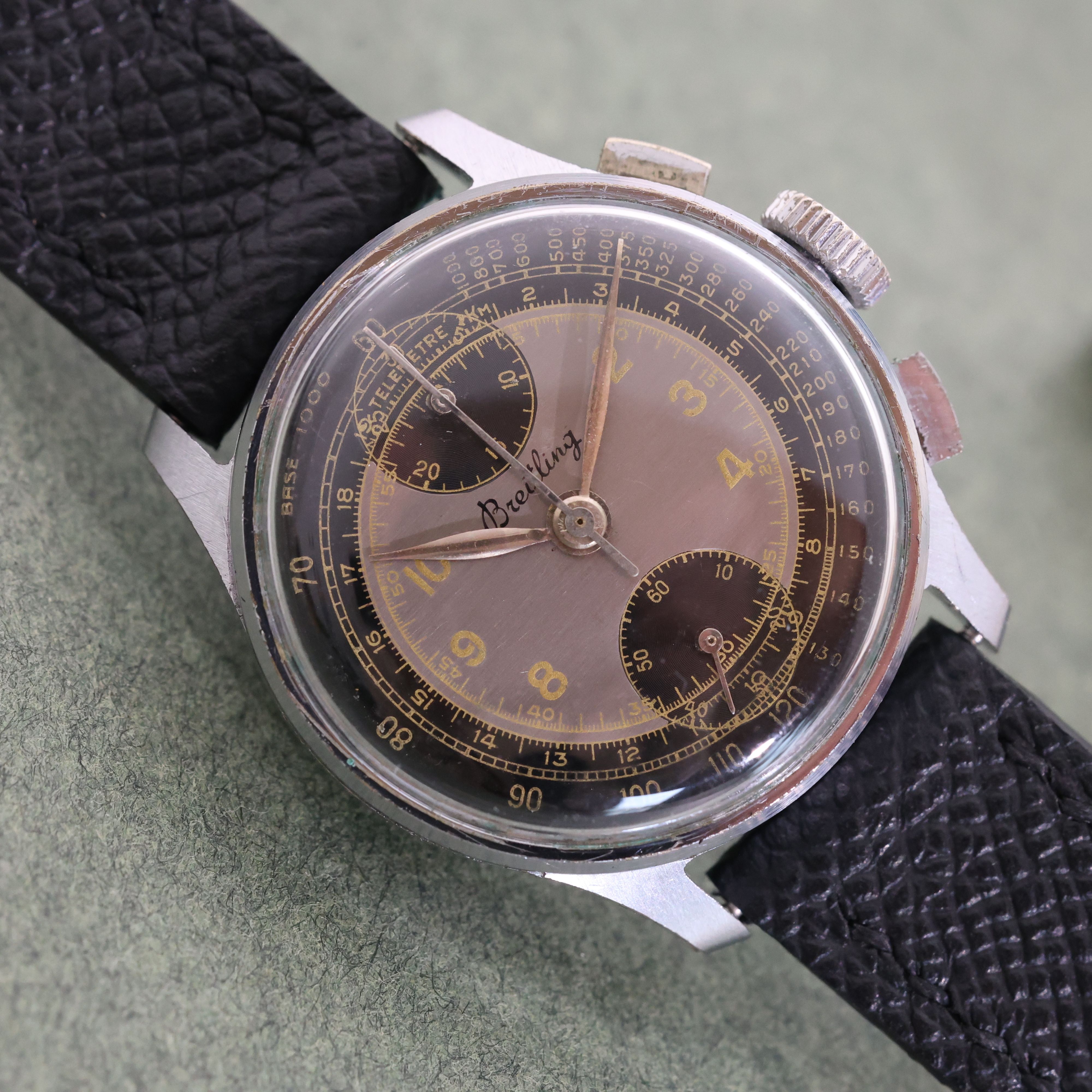 Breitling Two-Tone 40s Chronograph, photo 7 of 13