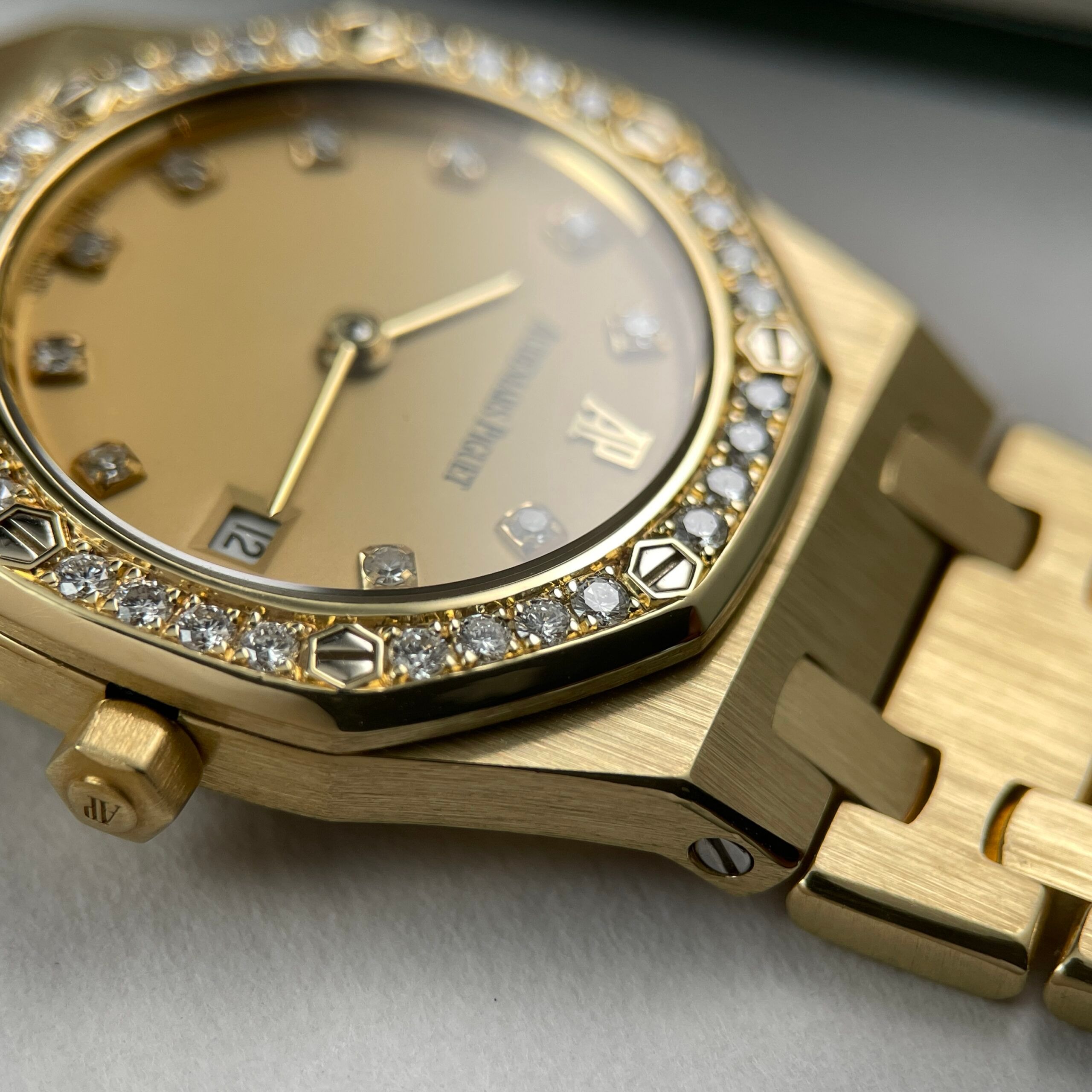 Audemars Piguet Royal Oak Lady ‘Lemon’ Diamond, photo 6 of 14
