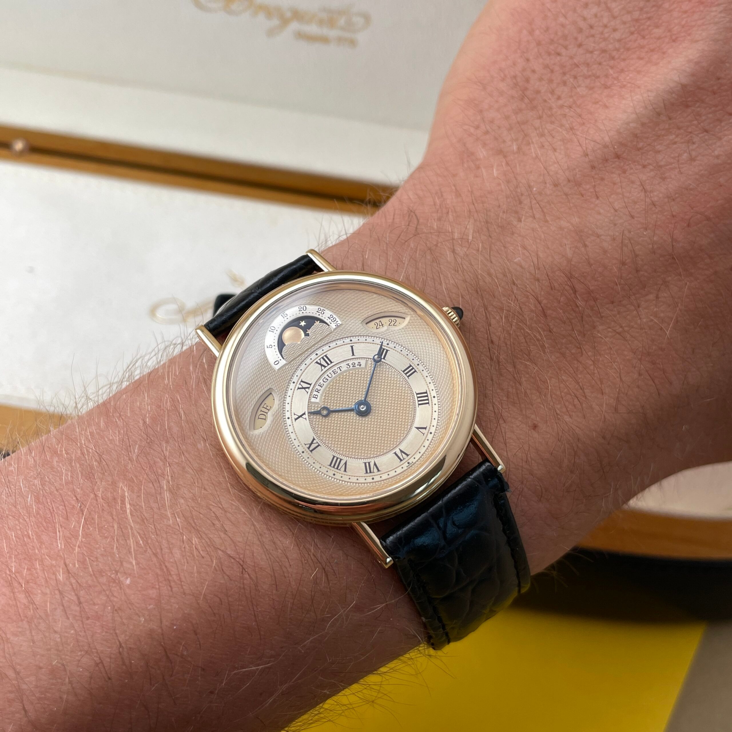Breguet Classique Day-Date Moon Phase, photo 5 of 13
