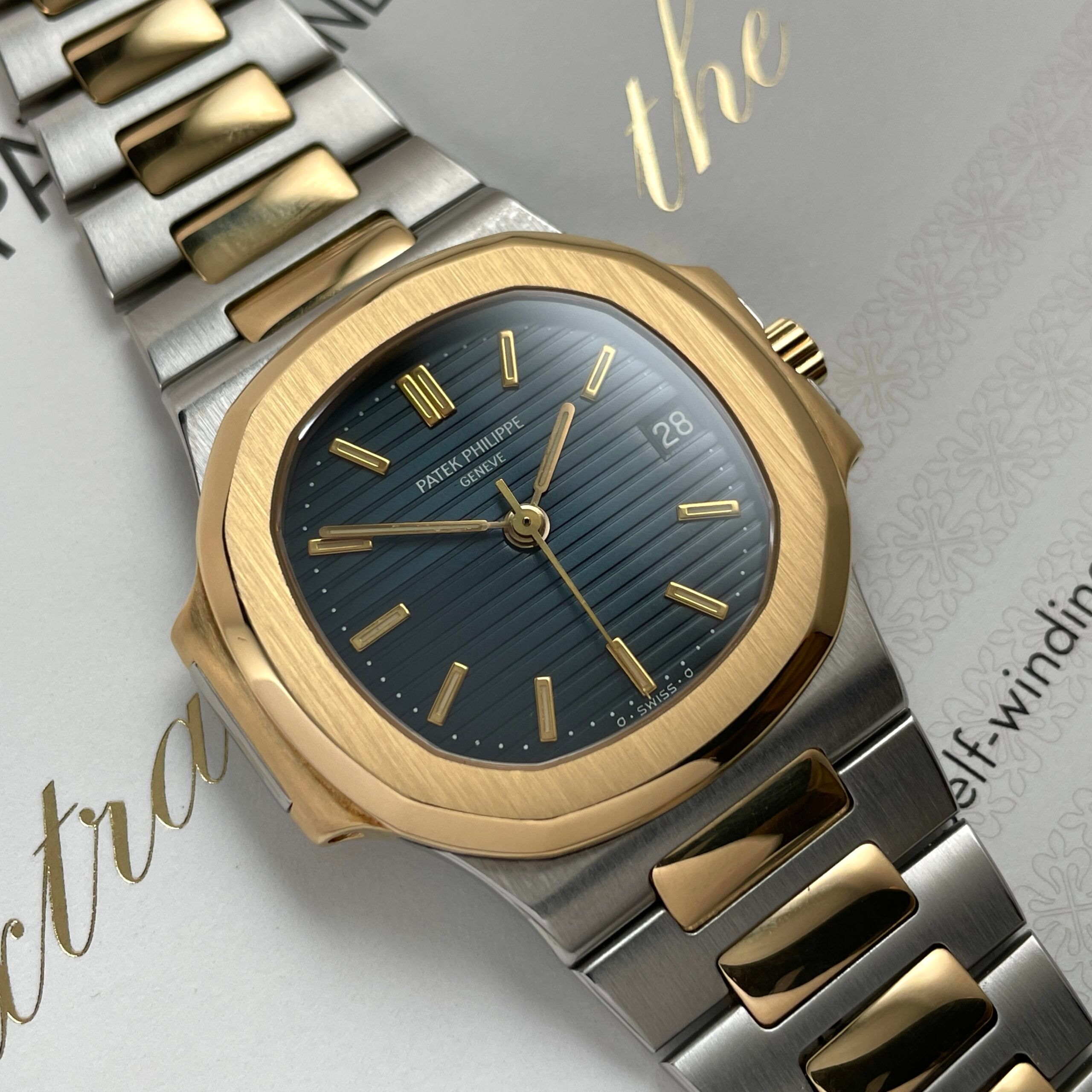 Patek Philippe Nautilus 3800/1 Blue Dial with Extract of Archives, photo 4 of 15