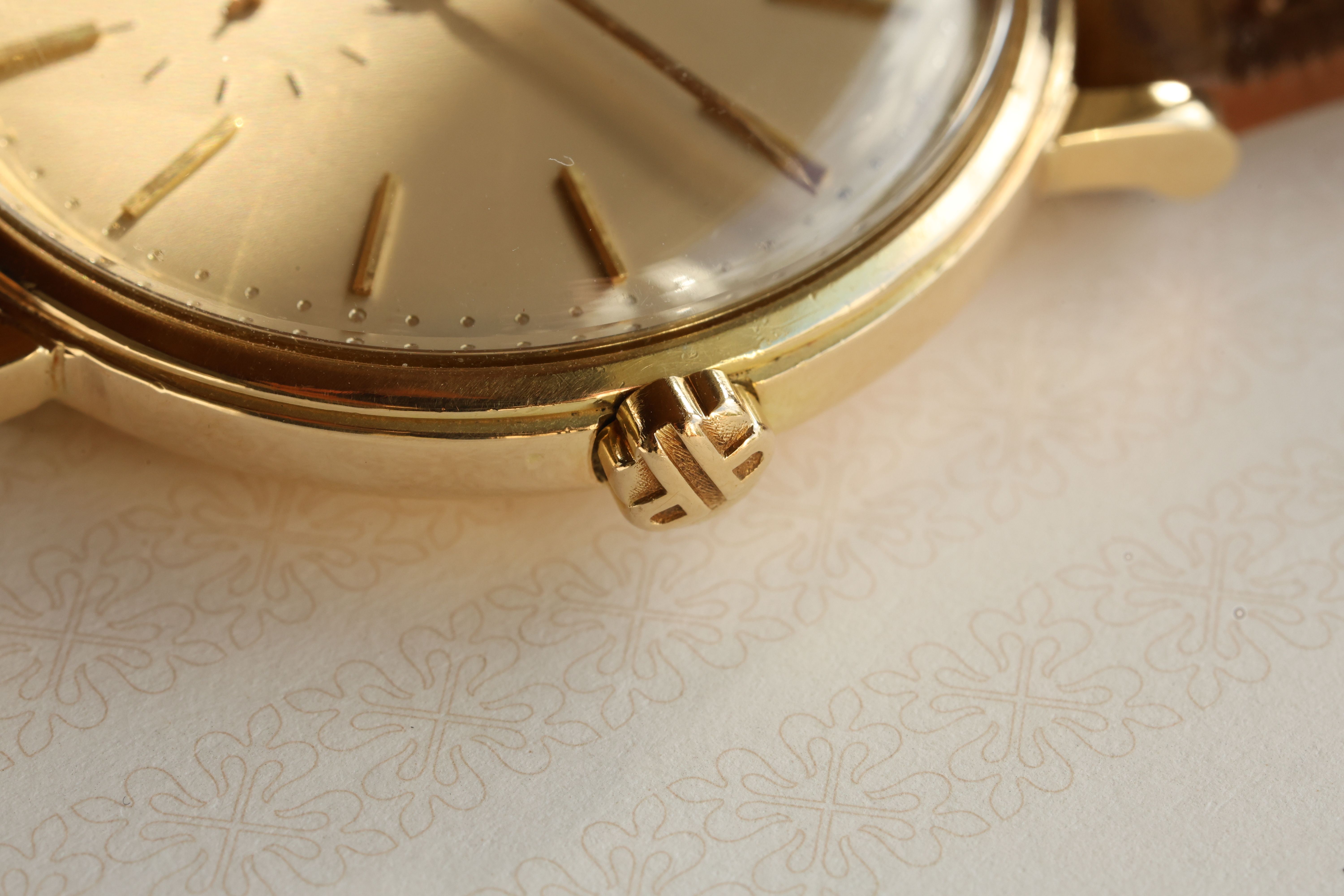 Patek Philippe Calatrava Ref. 2584, photo 6 of 17