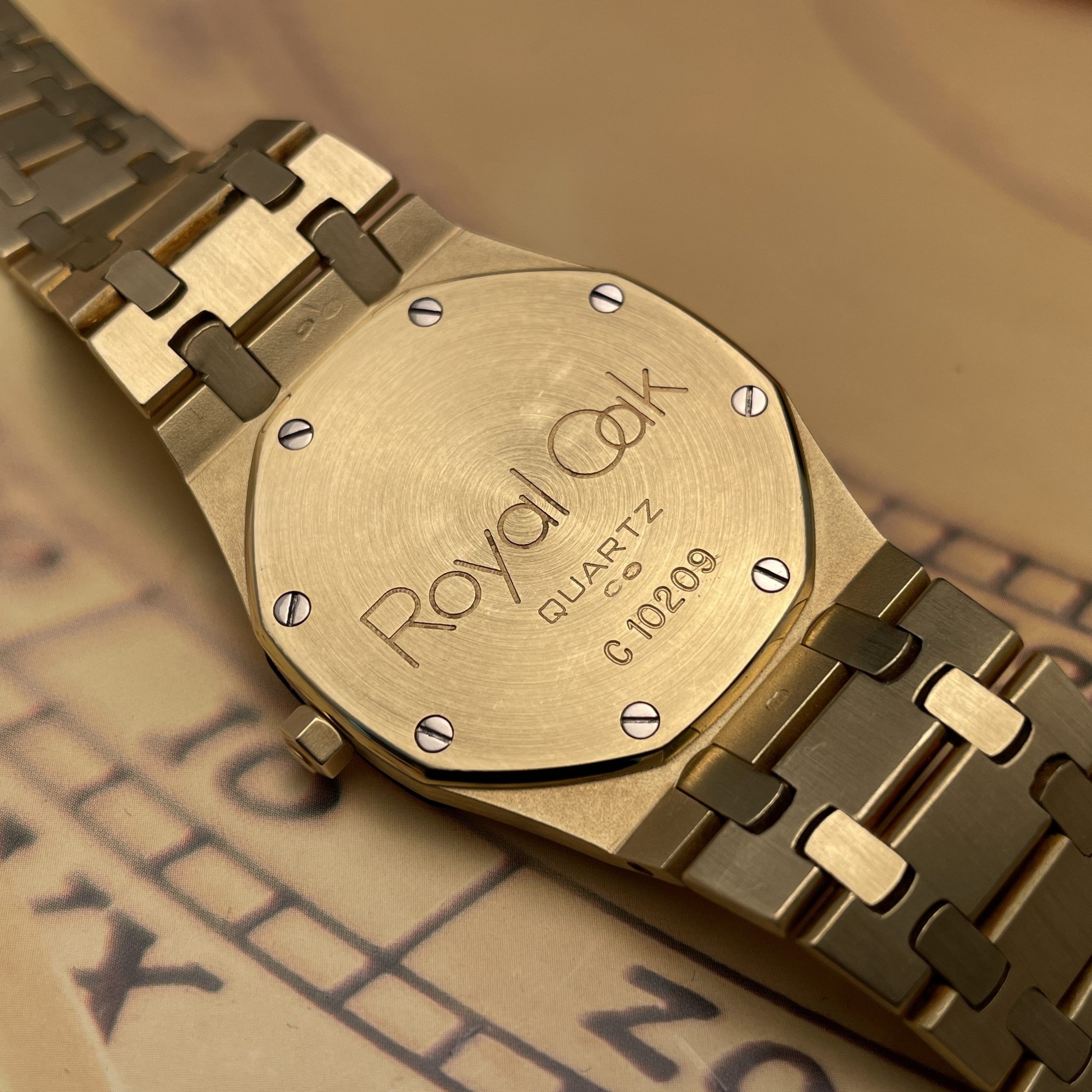 Audemars Piguet Royal Oak 56023BA Full Gold 36mm, photo 12 of 15