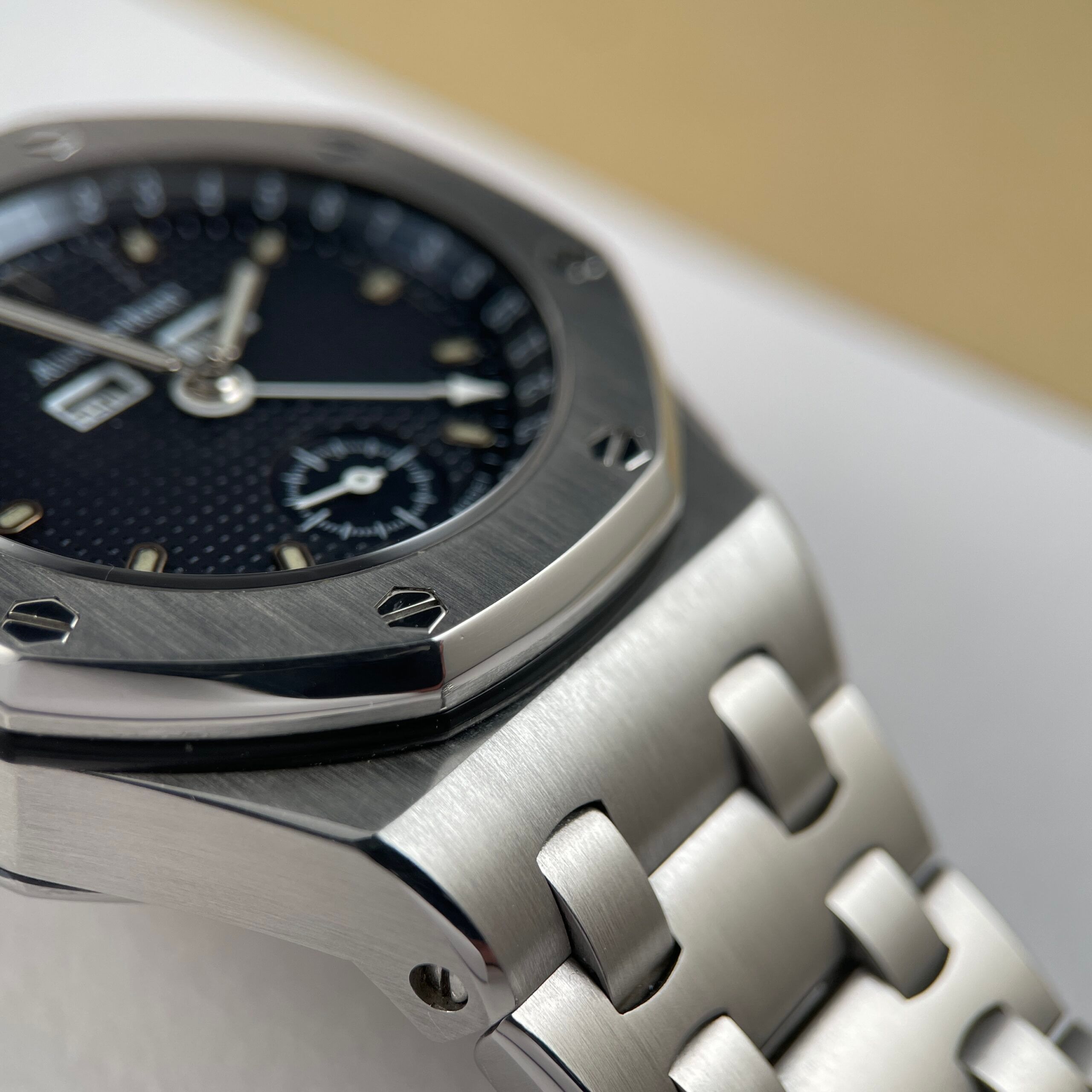 Audemars Piguet Royal Oak Offshore Triple Date, photo 9 of 16