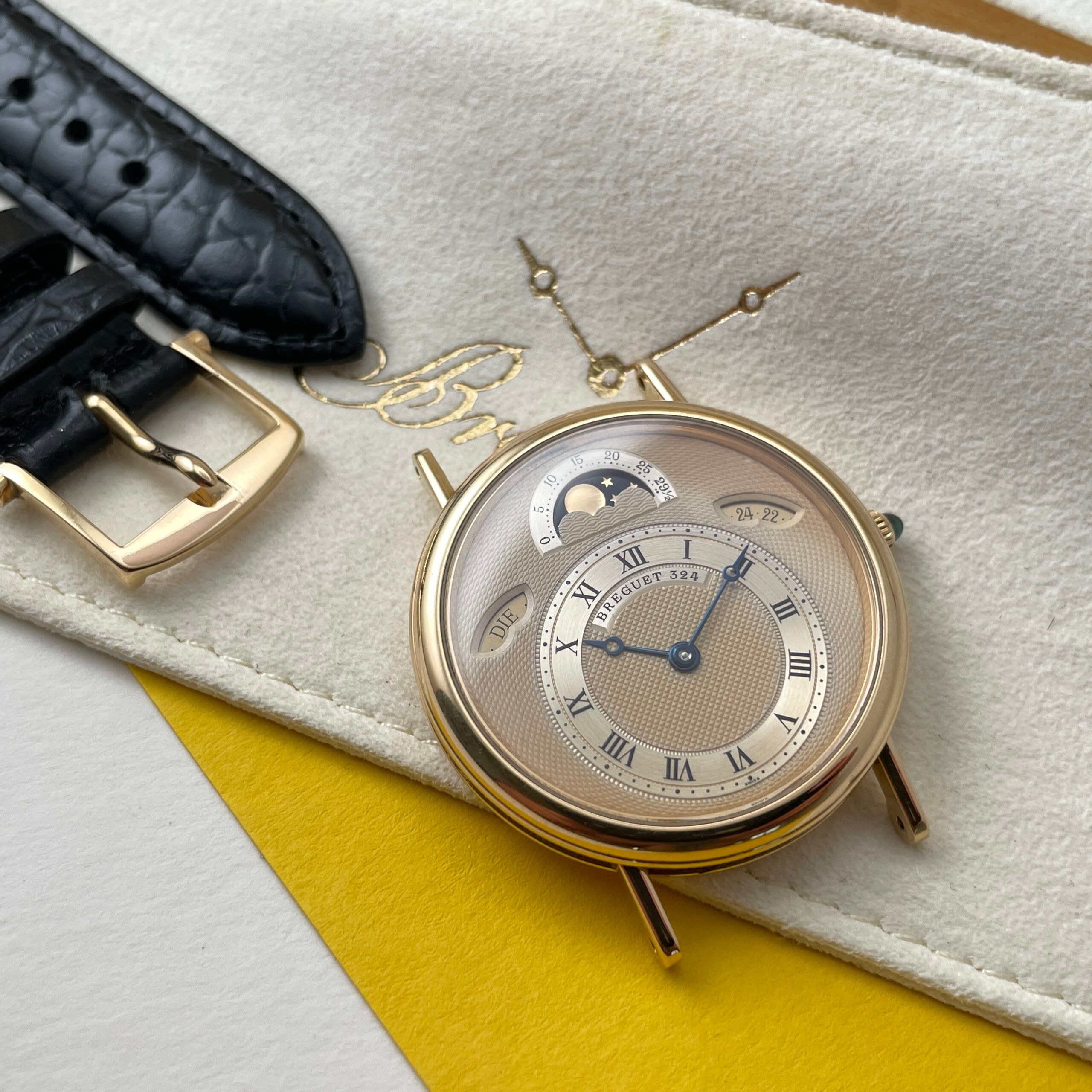 Breguet Classique Day-Date Moon Phase, photo 4 of 13
