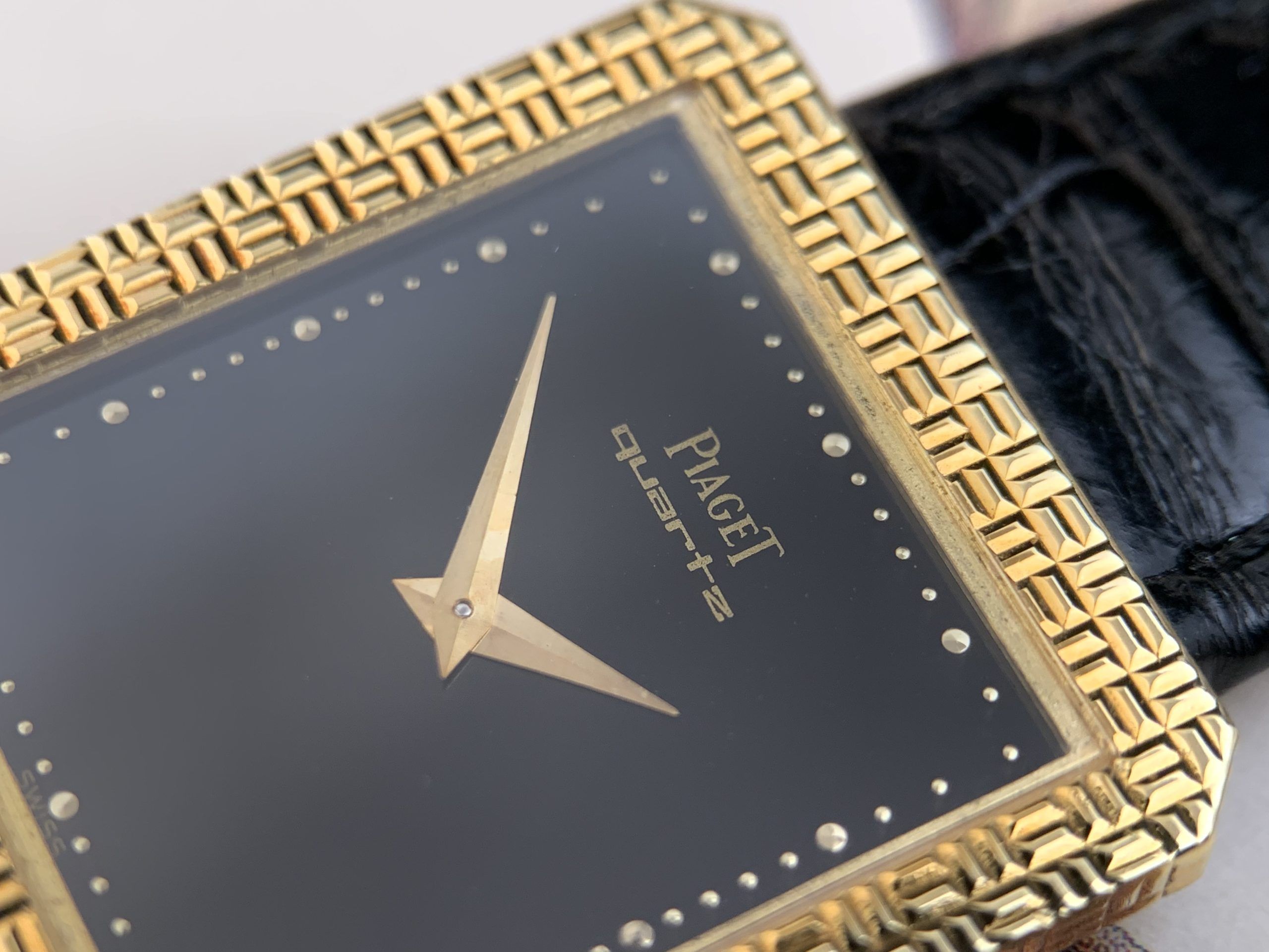 Piaget Onyx Dial Yellow Gold Gentlemen Dress Watch, photo 5 of 12