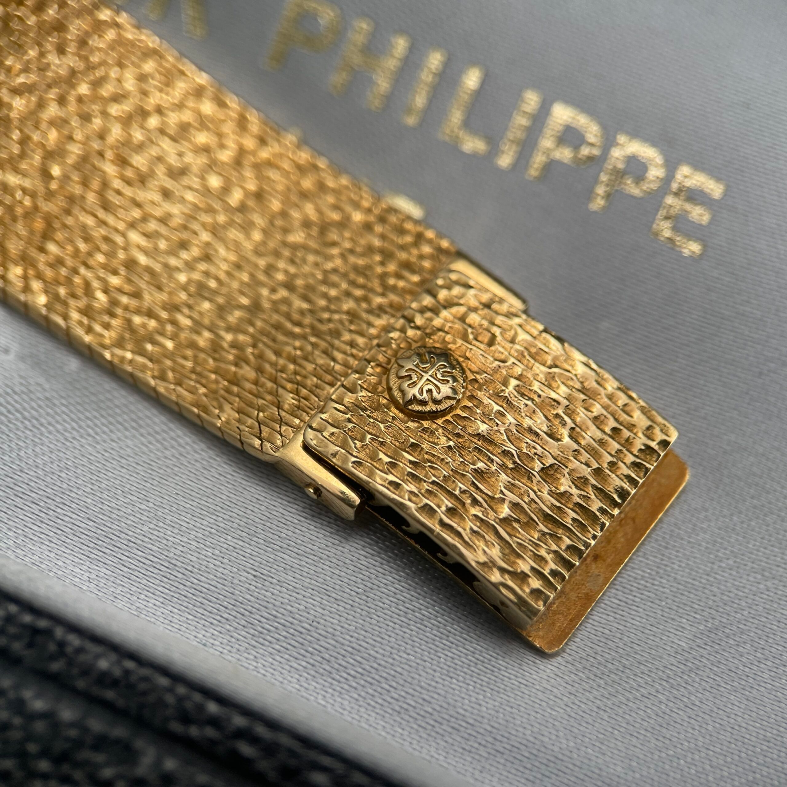 Patek Philippe Yellow Gold Ellipse, photo 10 of 16