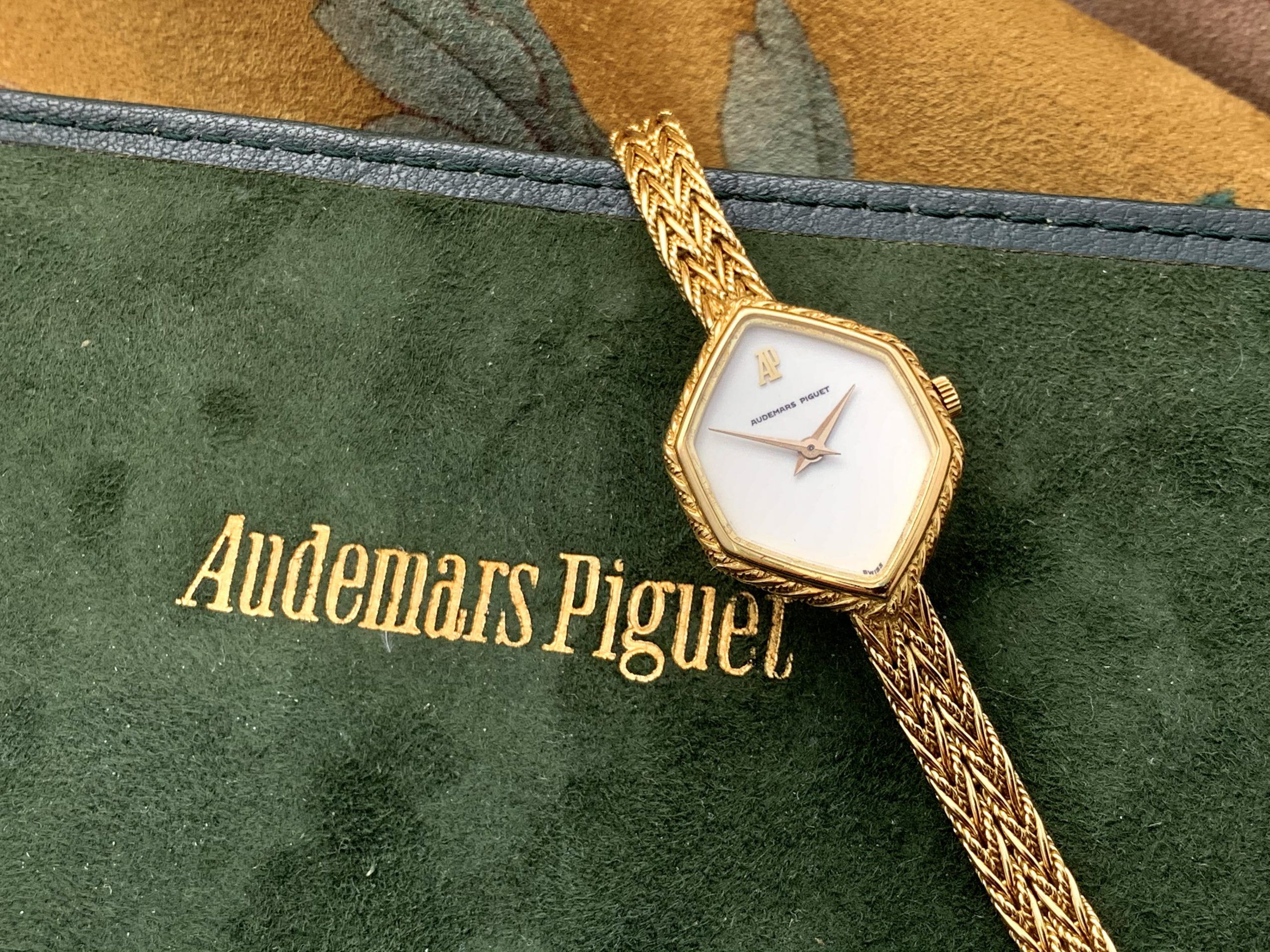 Audemars Piguet Rare Gold Ladies Cocktail Watch, photo 7 of 21