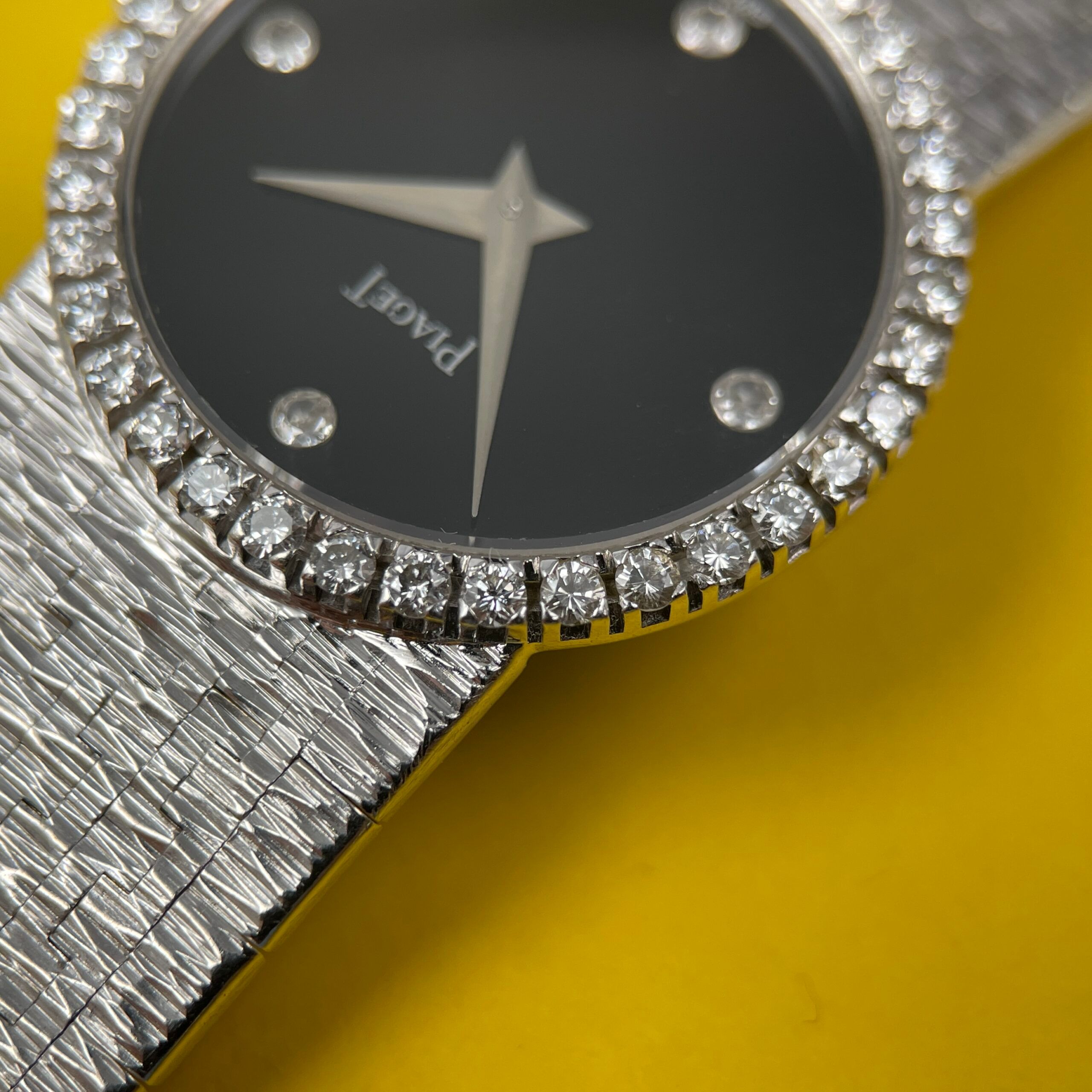 Piaget Diamond Onyx Dial in ‘Bark Finish’, photo 10 of 15