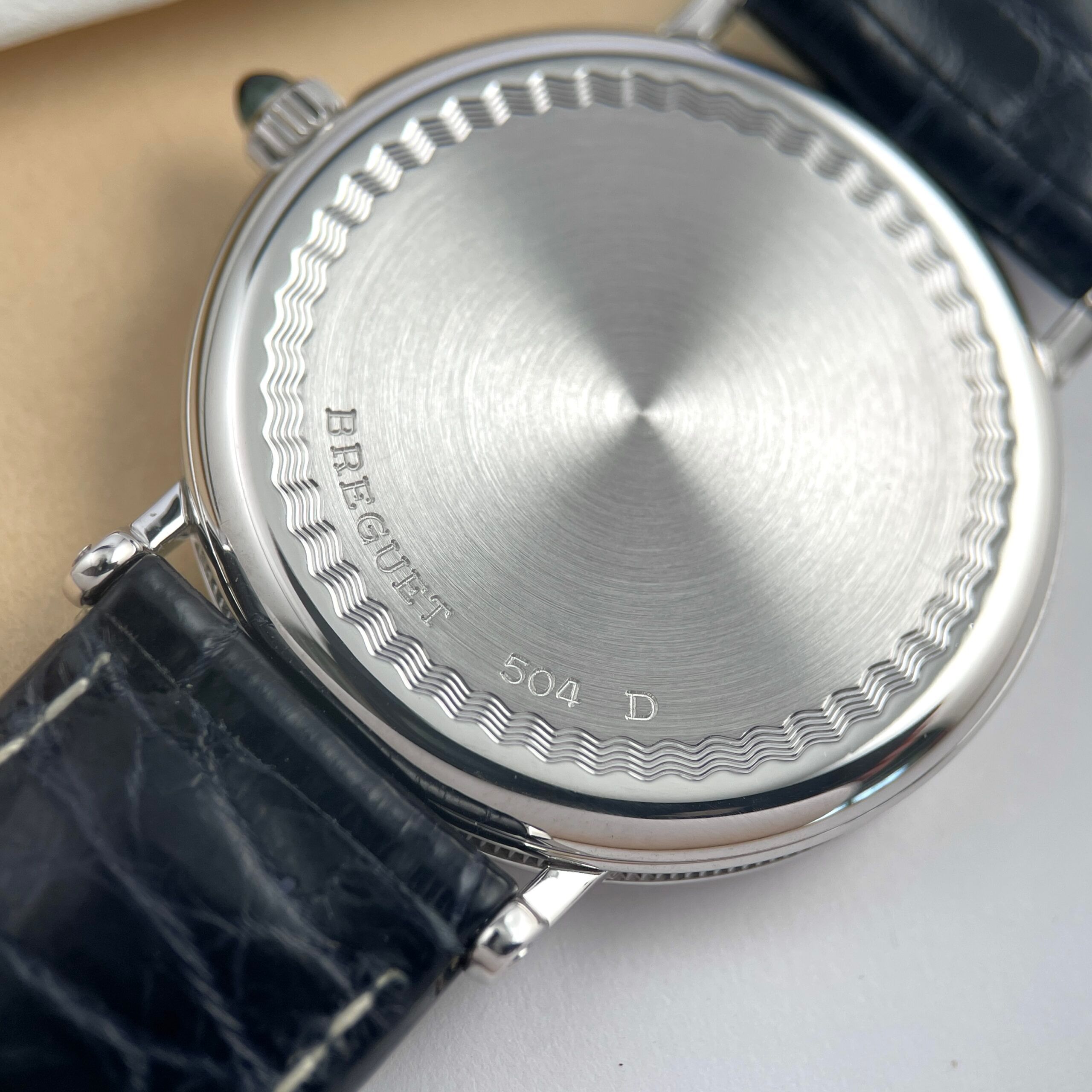 Breguet Classique ‘Petite Seconds’, photo 9 of 14
