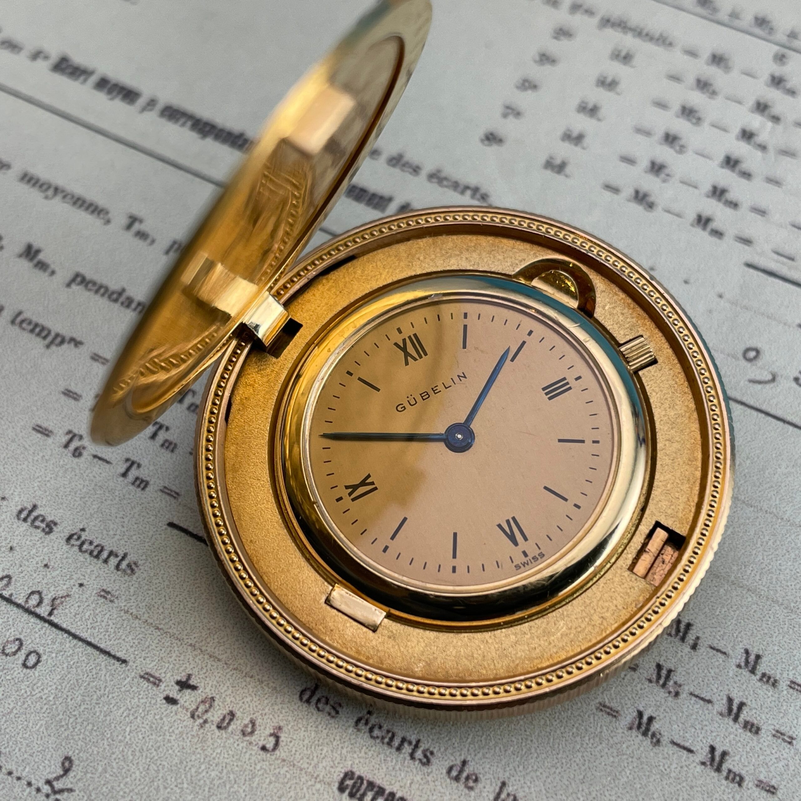 Gübelin Gold Concealed Coin Watch, photo 3 of 15