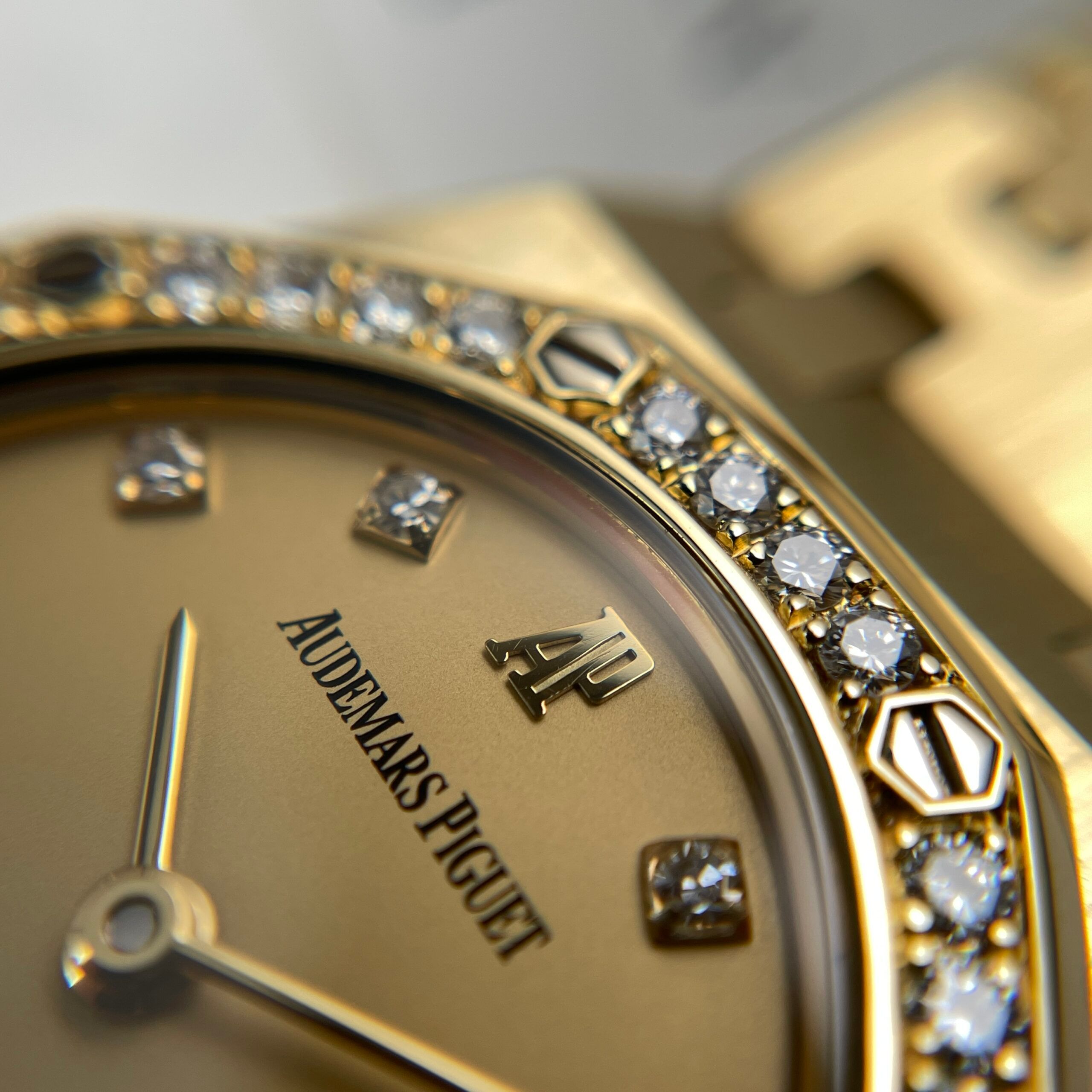 Audemars Piguet Royal Oak Lady ‘Lemon’ Diamond, photo 12 of 14