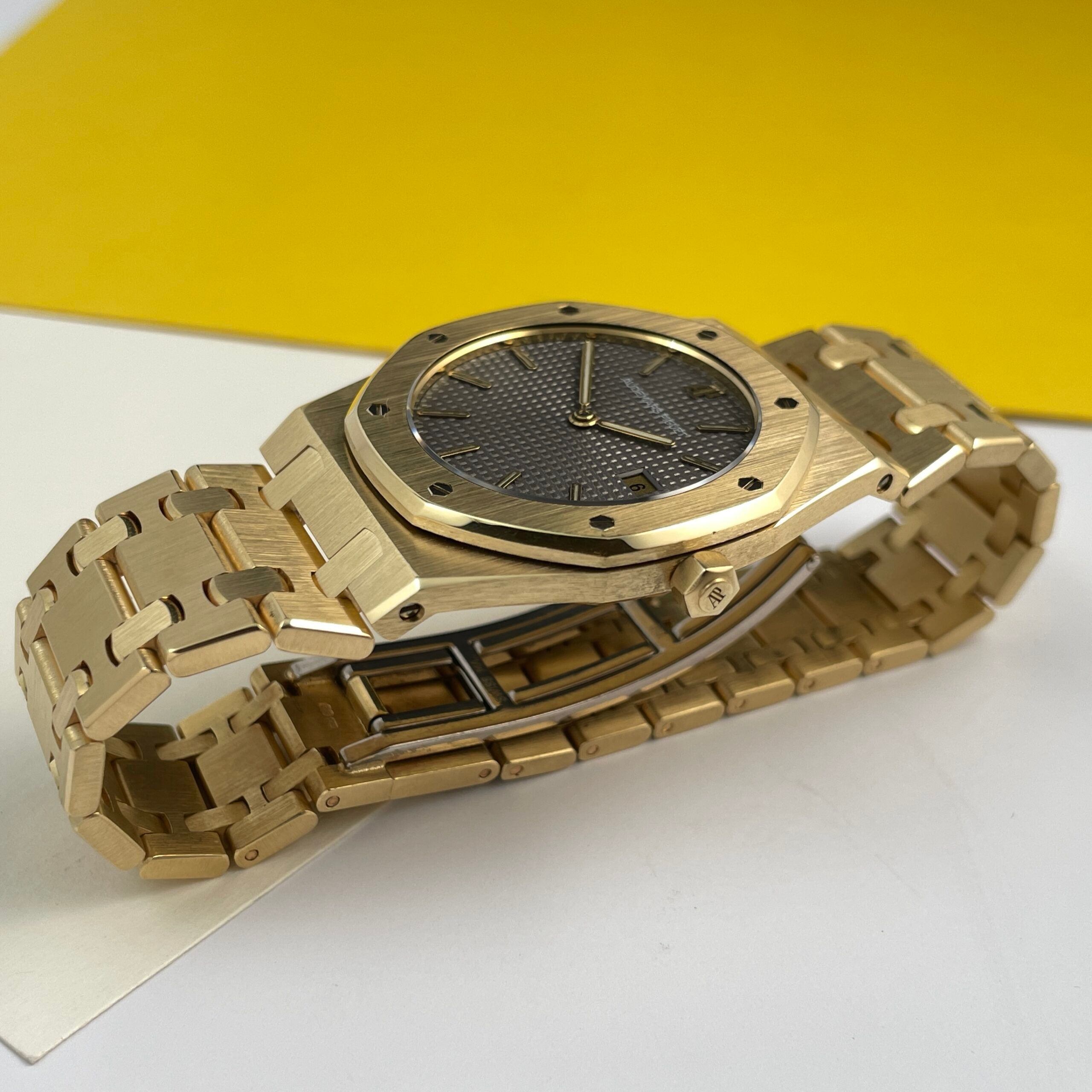 Audemars Piguet Royal Oak Yellow Gold Grey Tapisserie, photo 6 of 14