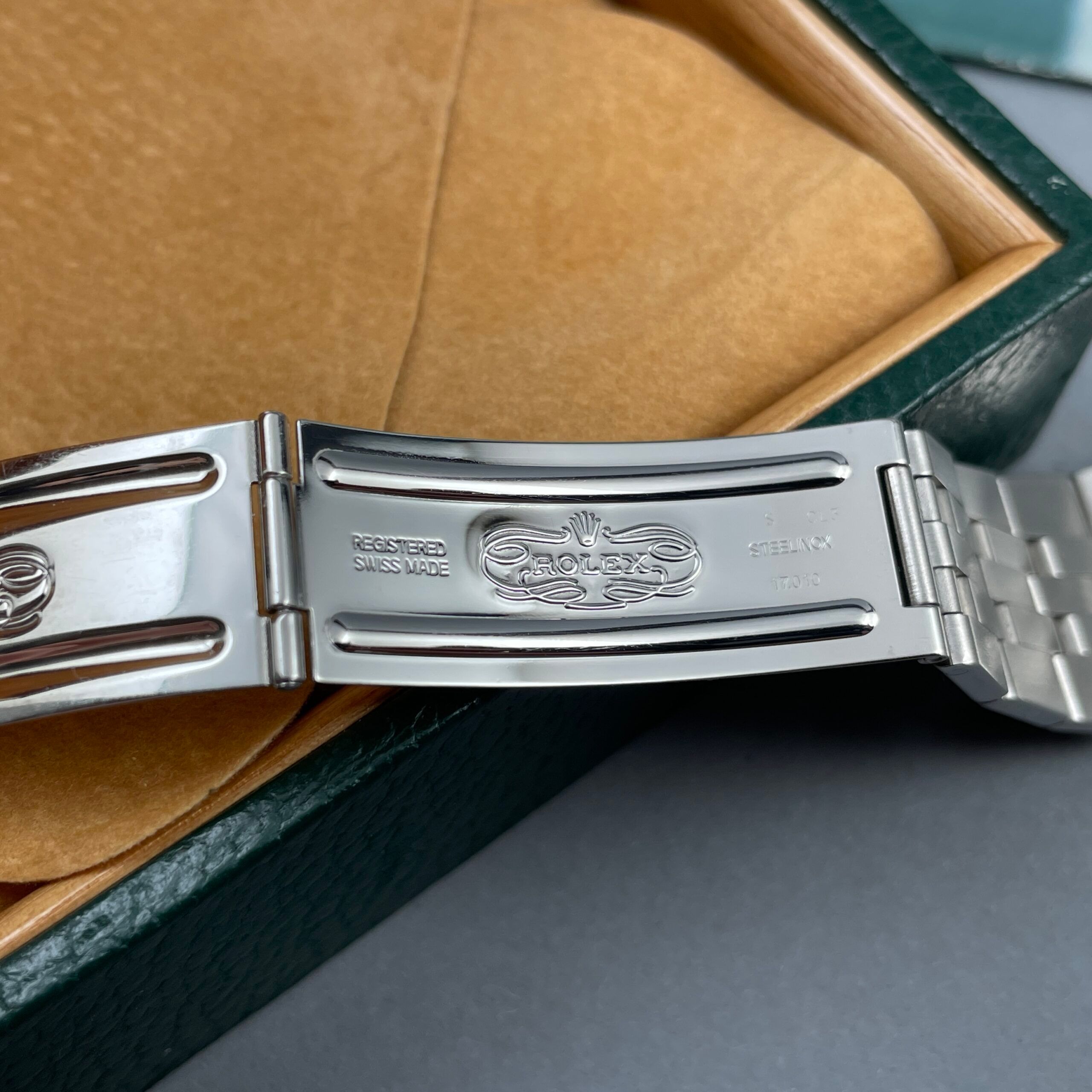 Rolex Oysterquartz, photo 13 of 14