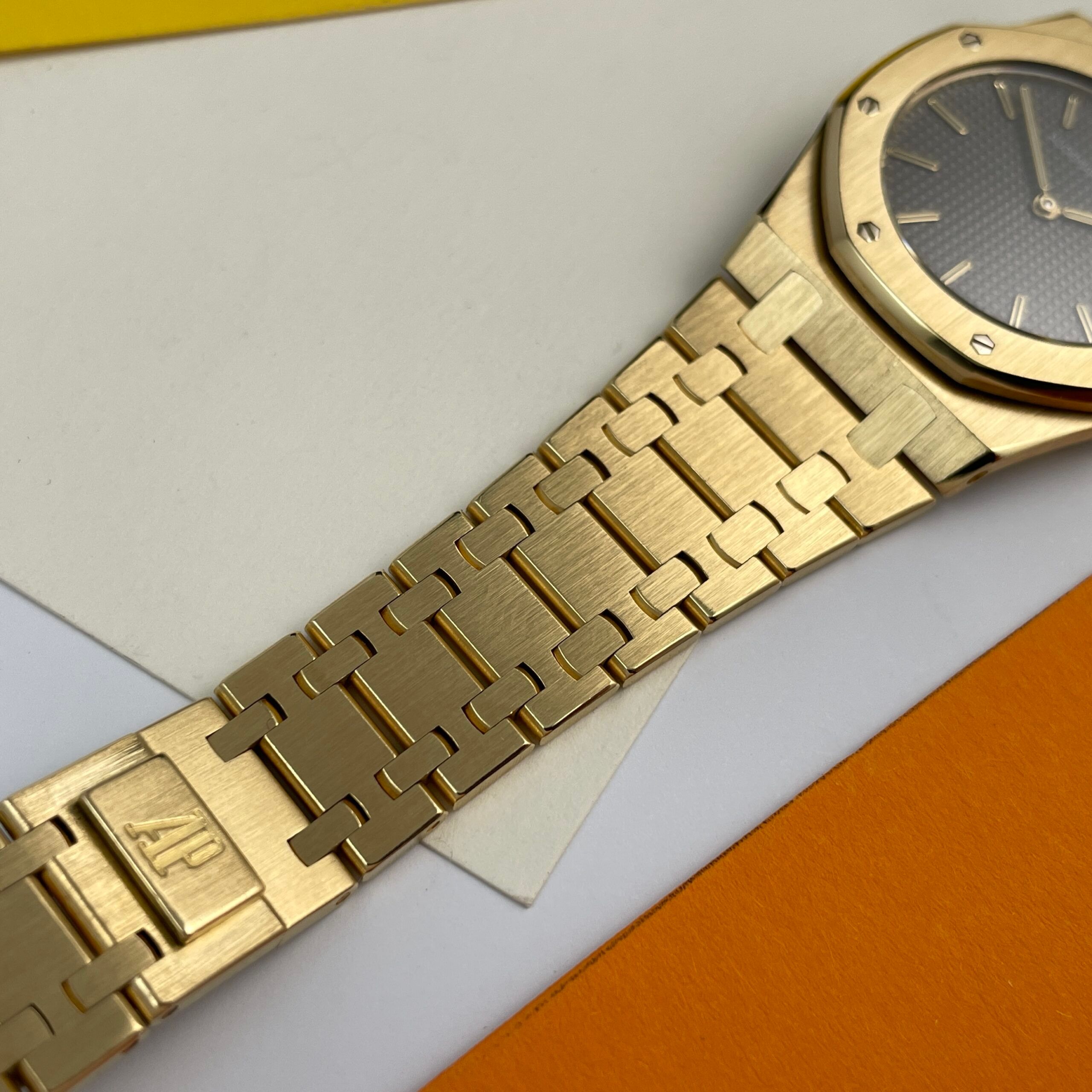 Audemars Piguet Royal Oak Yellow Gold Grey Tapisserie, photo 7 of 14
