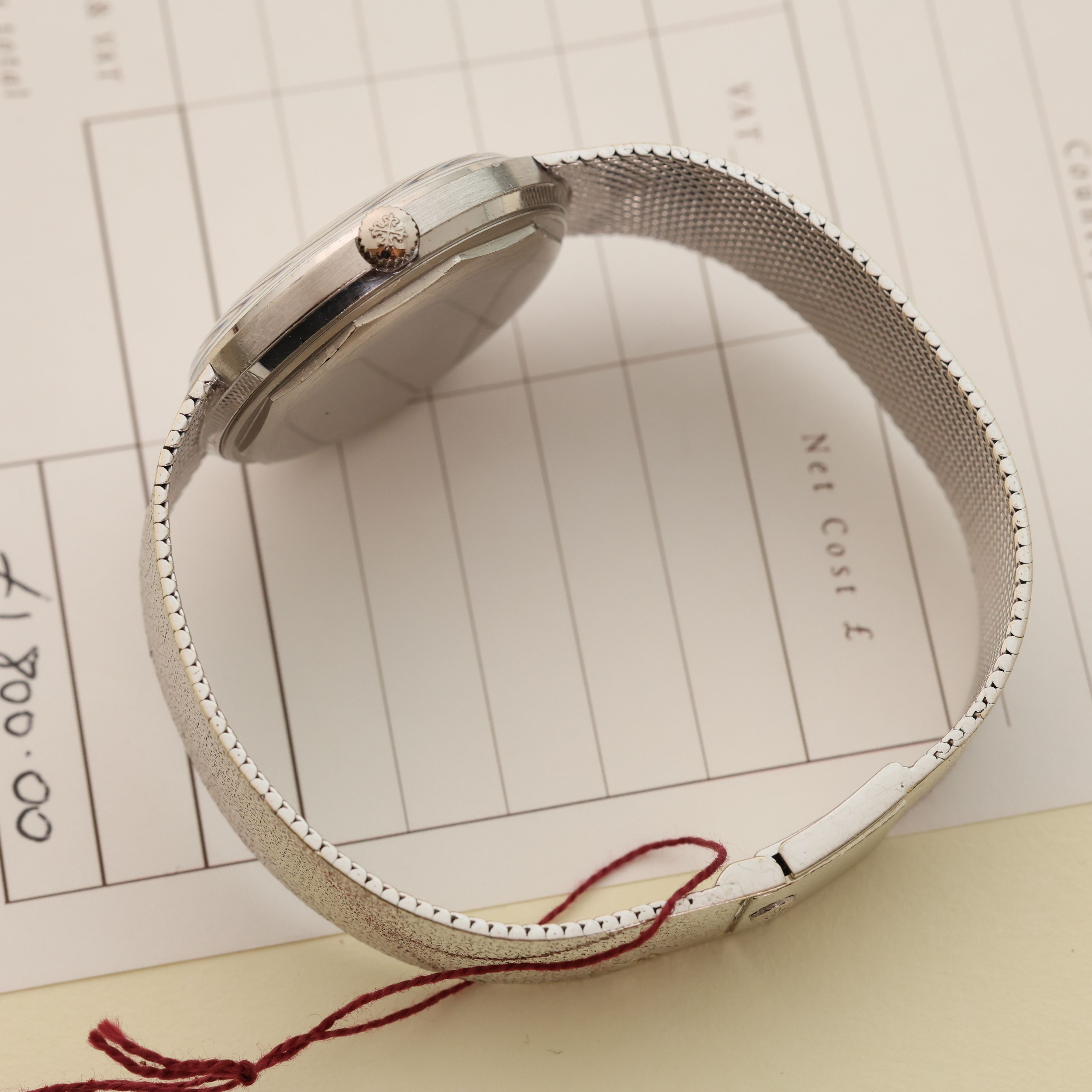 Patek Philippe Calatrava, photo 9 of 18