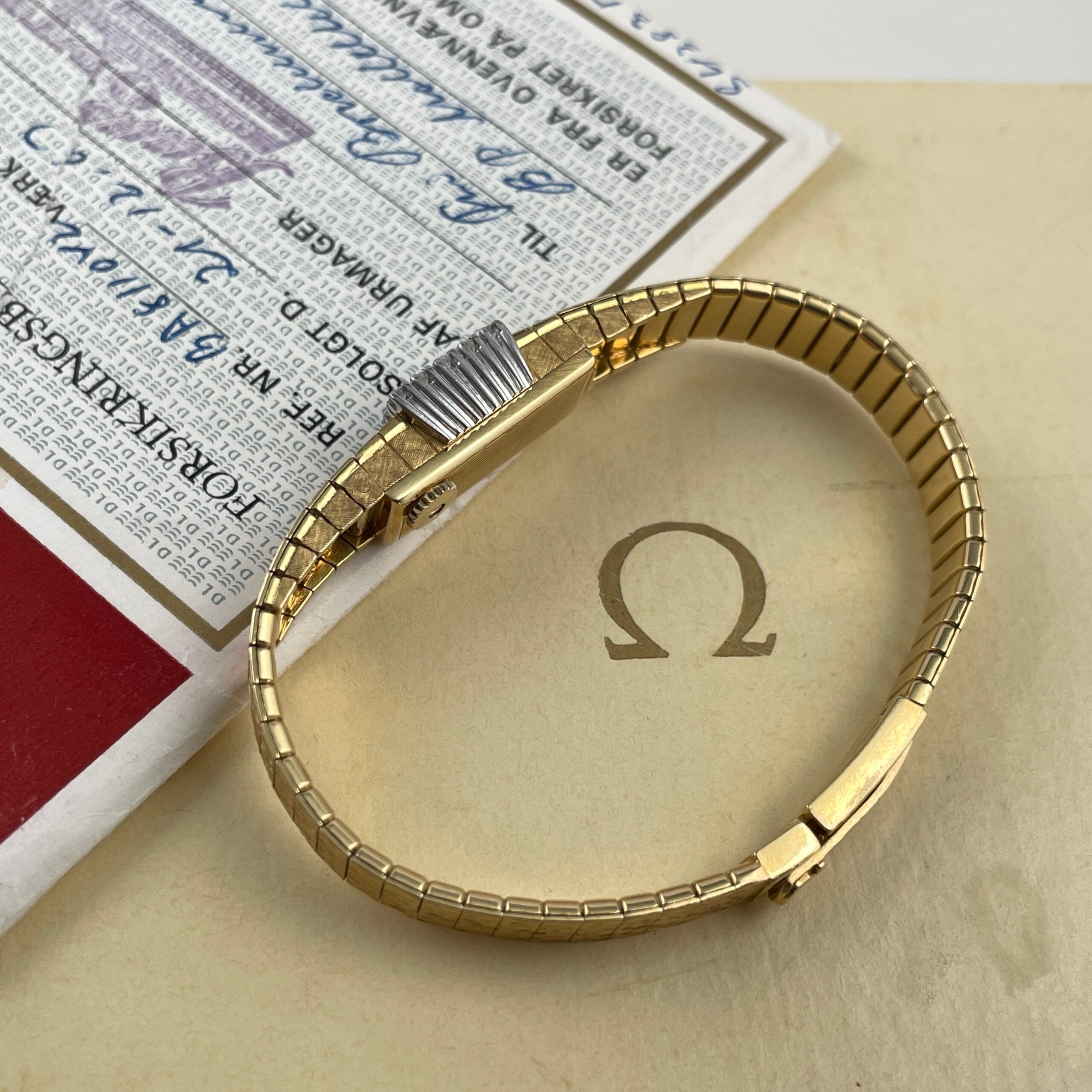 Omega Diamond / Yellow Gold Cocktail Ladies Watch, photo 2 of 15