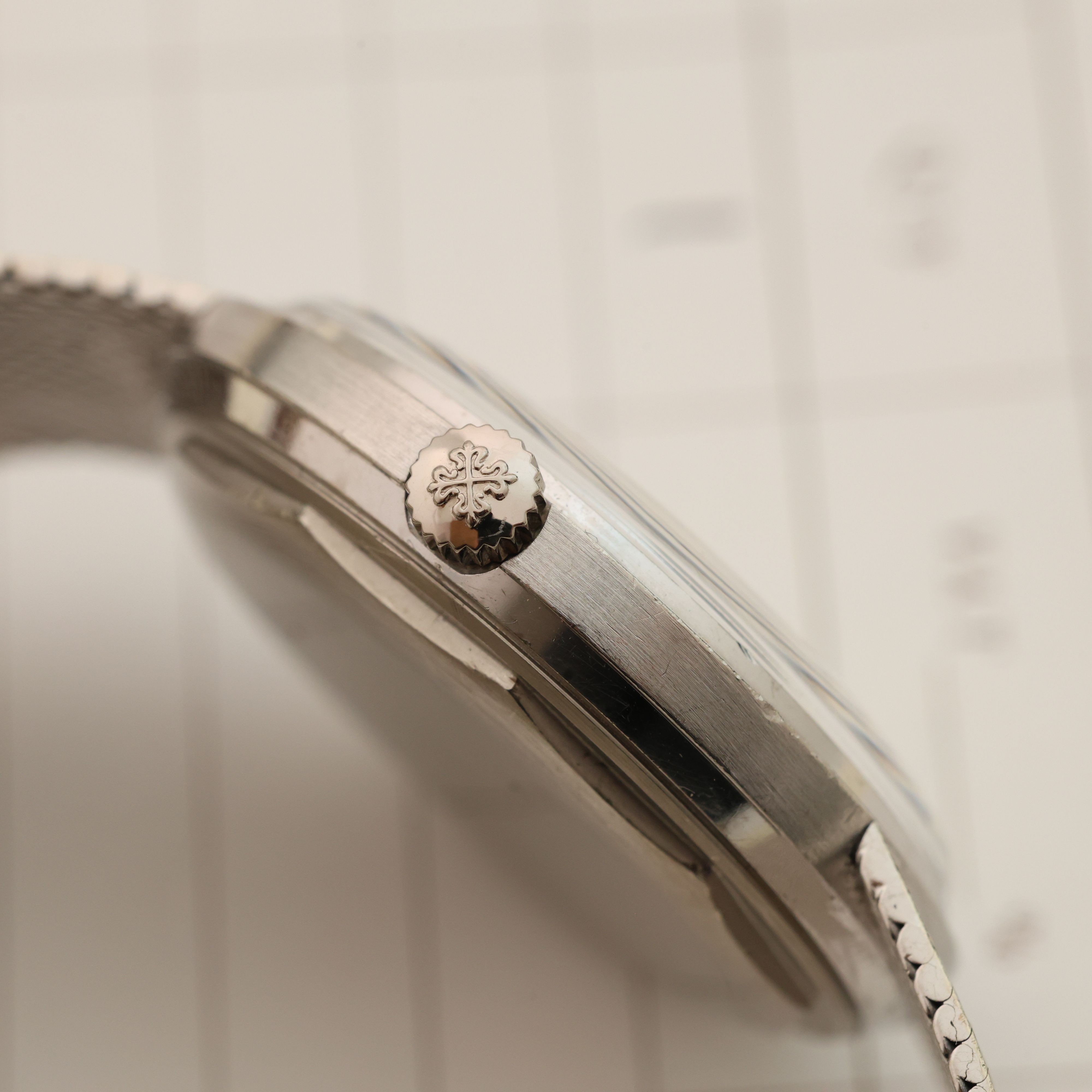 Patek Philippe Calatrava, photo 10 of 18