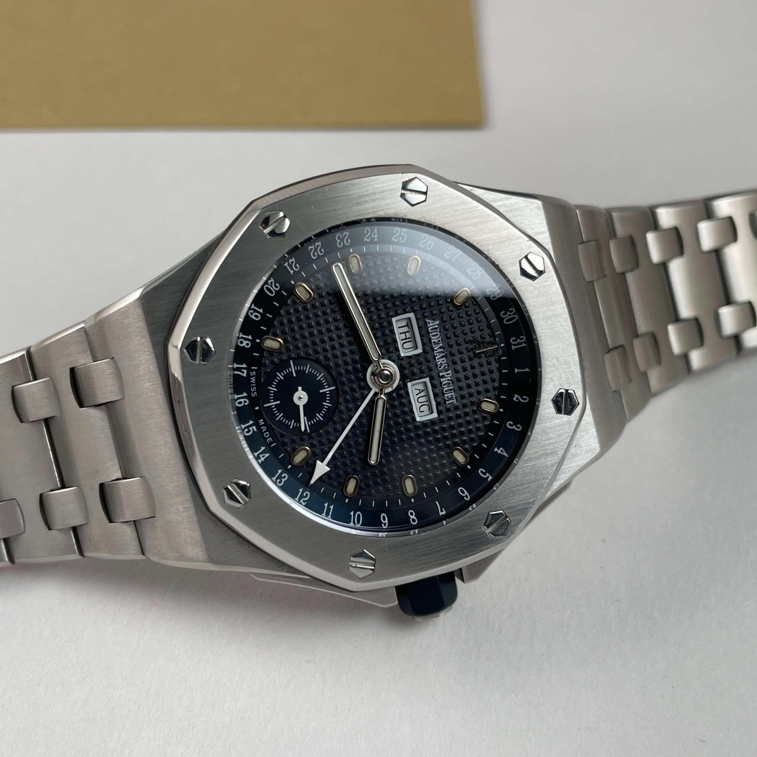 Audemars Piguet Royal Oak Offshore Triple Date, photo 3 of 16