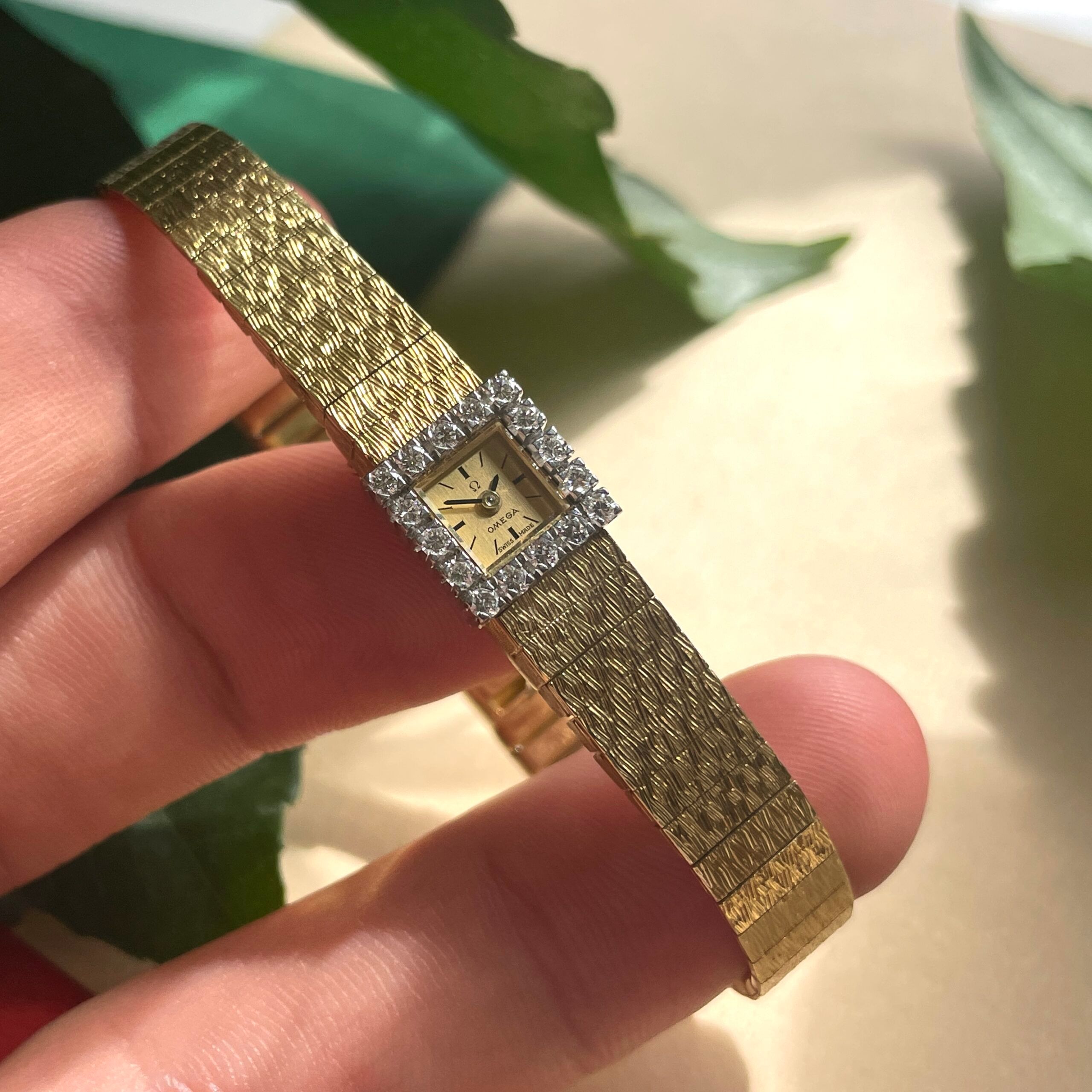 Omega Diamond / Yellow Gold Cocktail Ladies Watch, photo 3 of 15