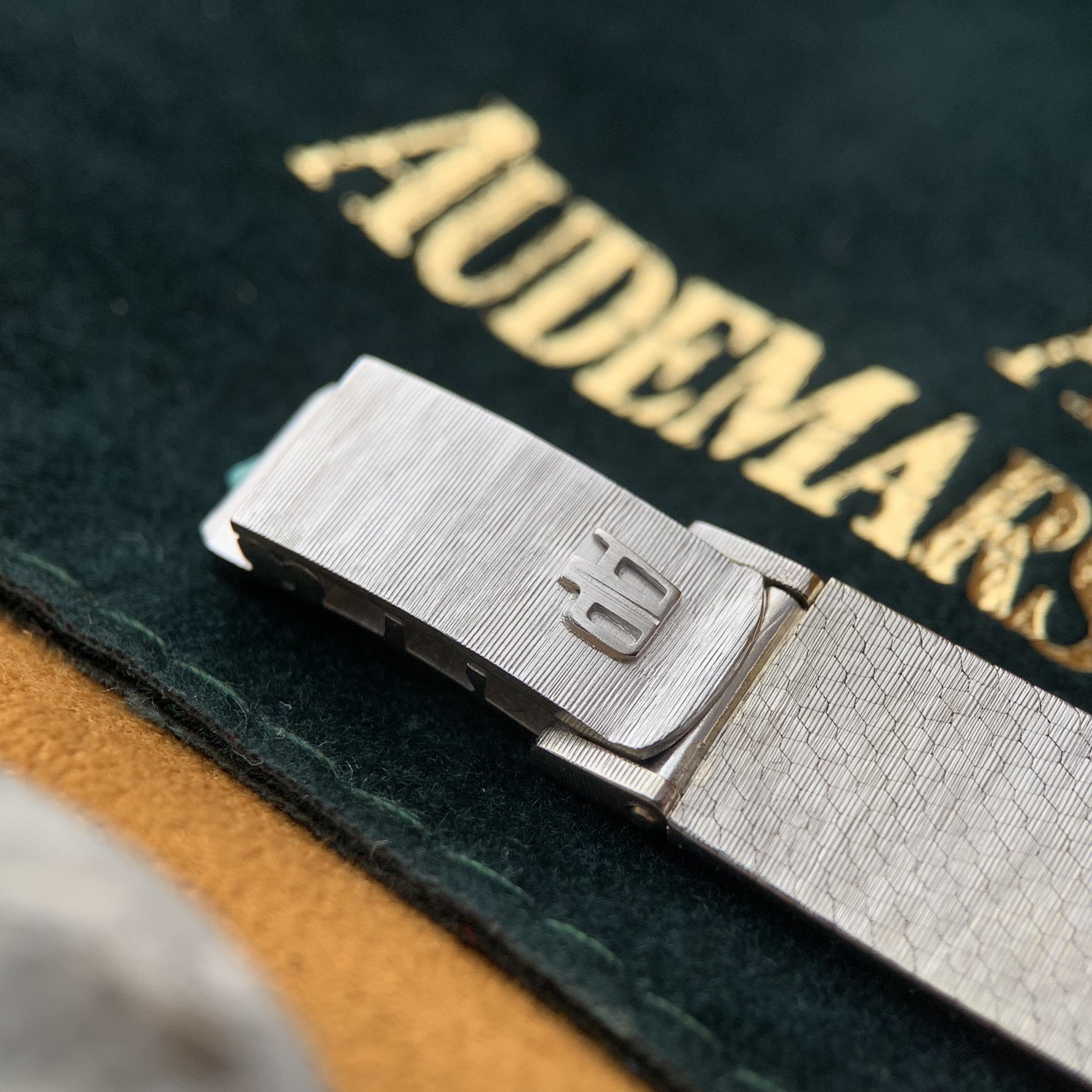 Audemars Piguet Opal Baguette Diamond Cocktail Watch, photo 11 of 14