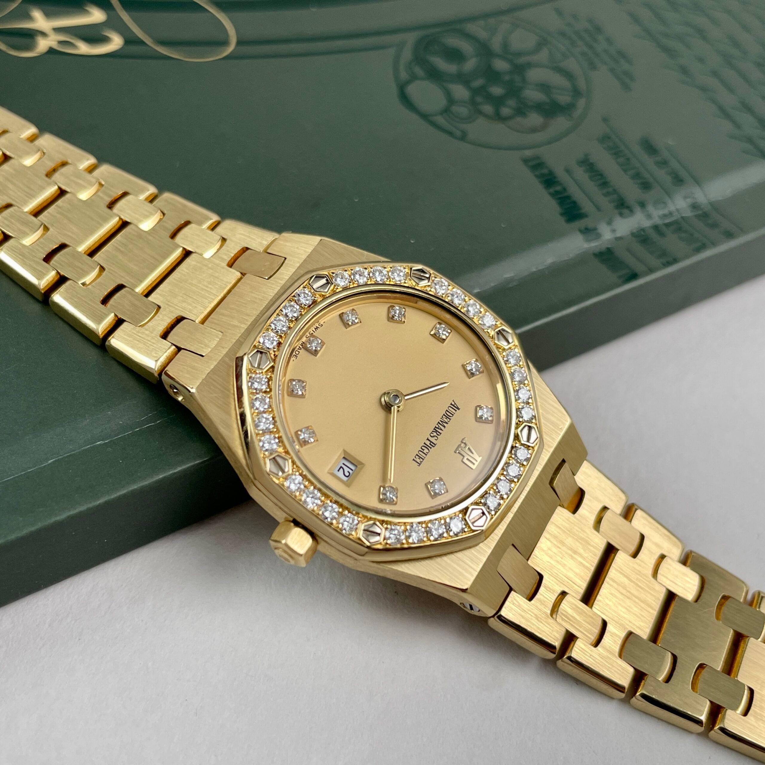 Audemars Piguet Royal Oak Lady ‘Lemon’ Diamond, photo 5 of 14