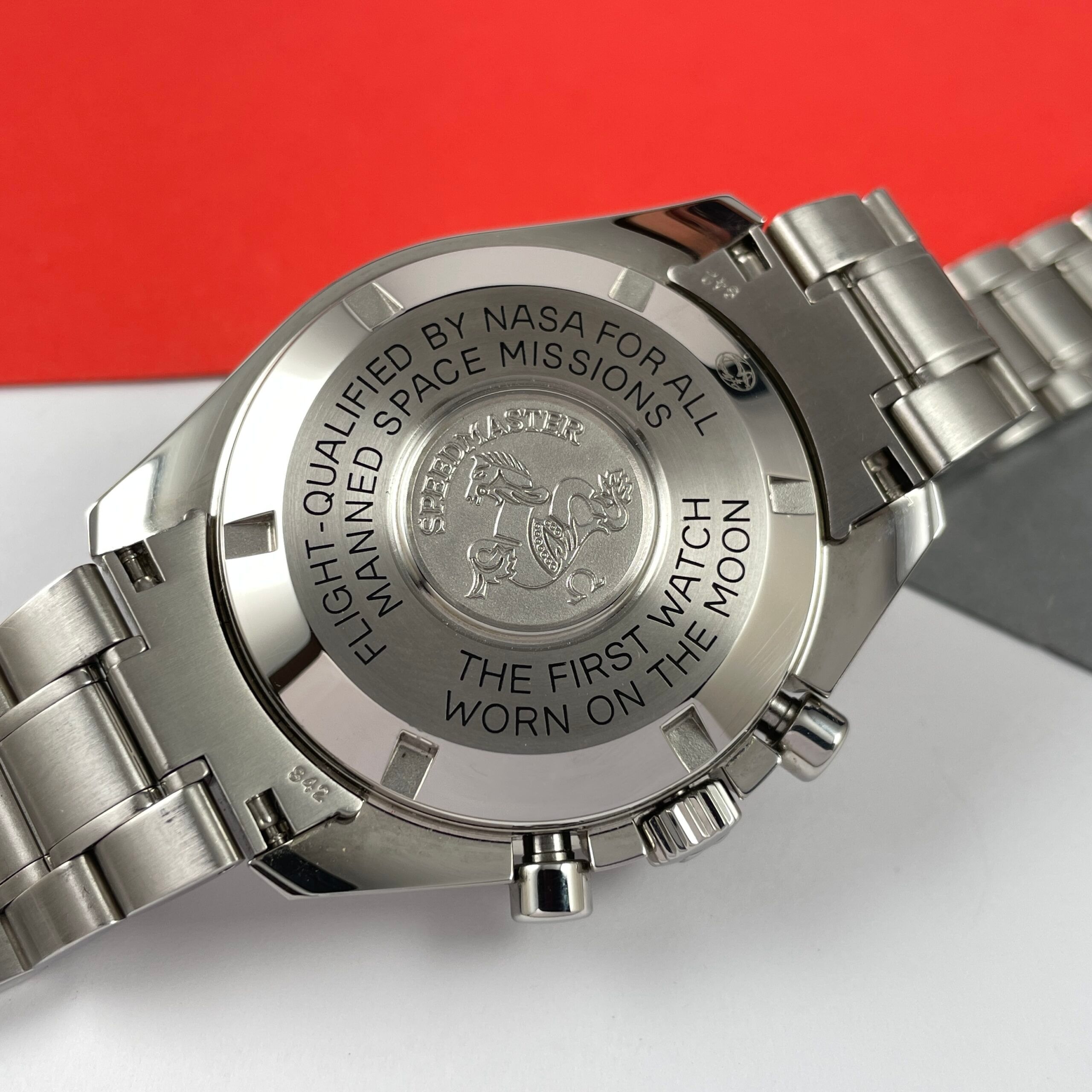 Omega Speedmaster Limited Japanese Racing Dial, photo 11 of 15