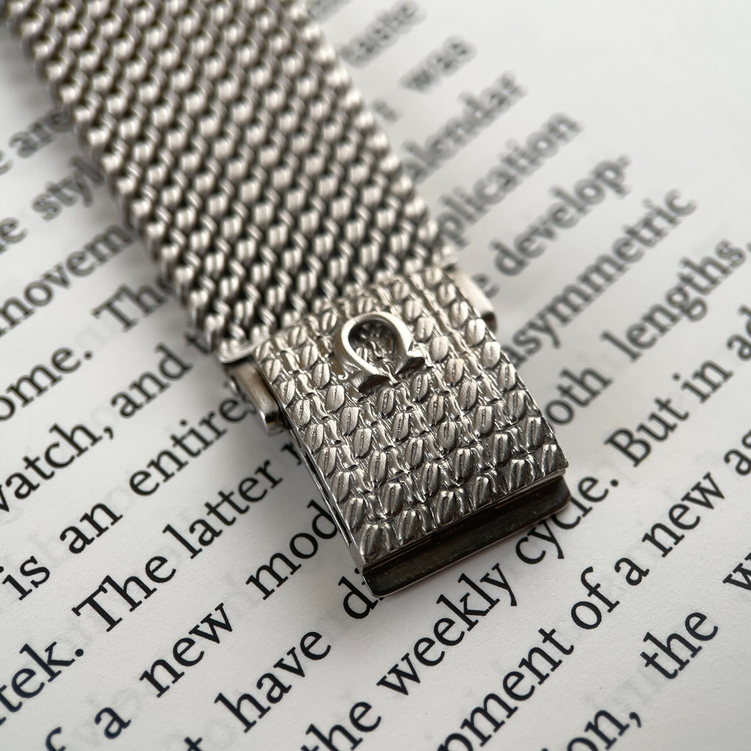 Omega White Gold ‘Andrew Grima’ Dress Watch, photo 9 of 16