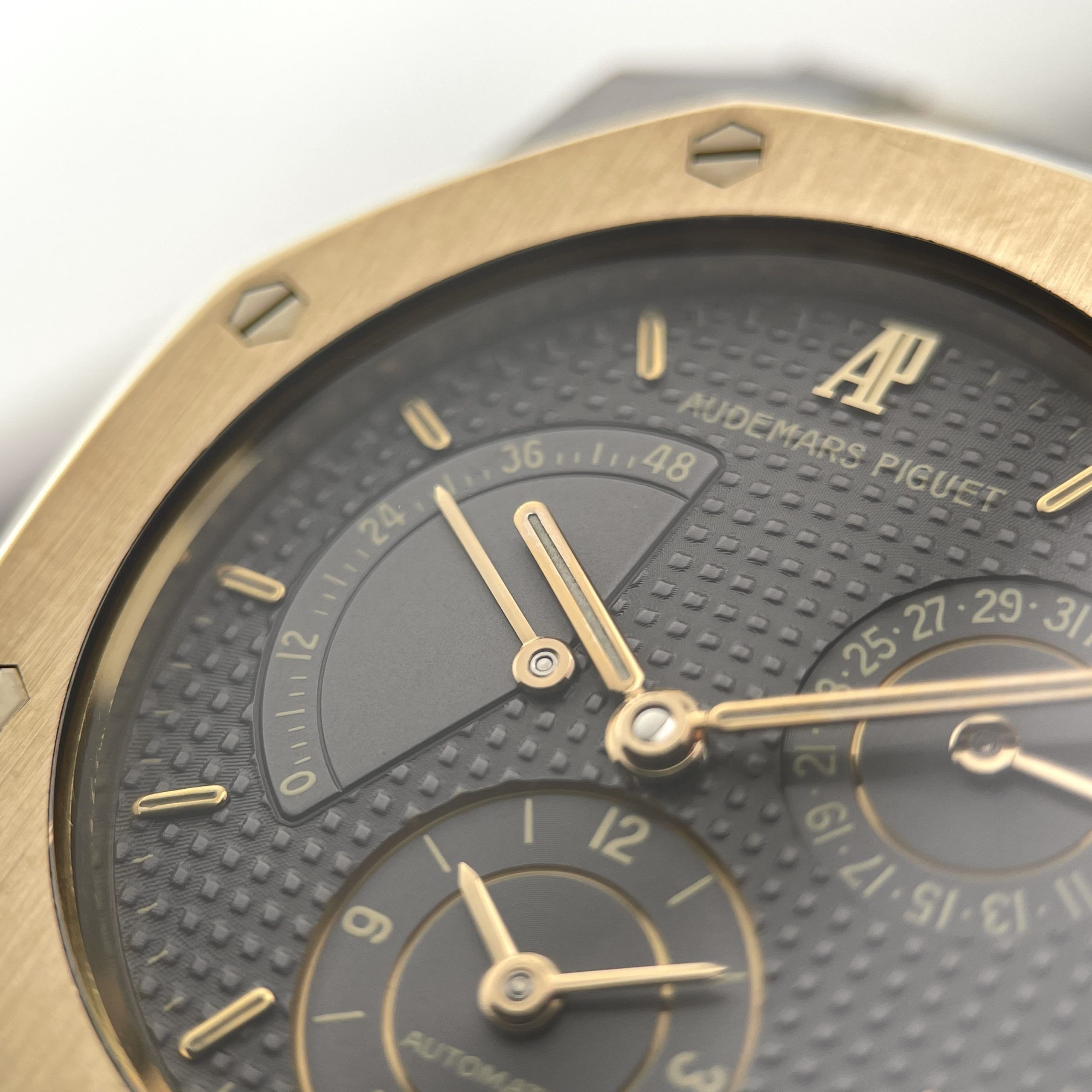 Audemars Piguet Royal Oak ‘Dual Time’ 25730SA, photo 11 of 18