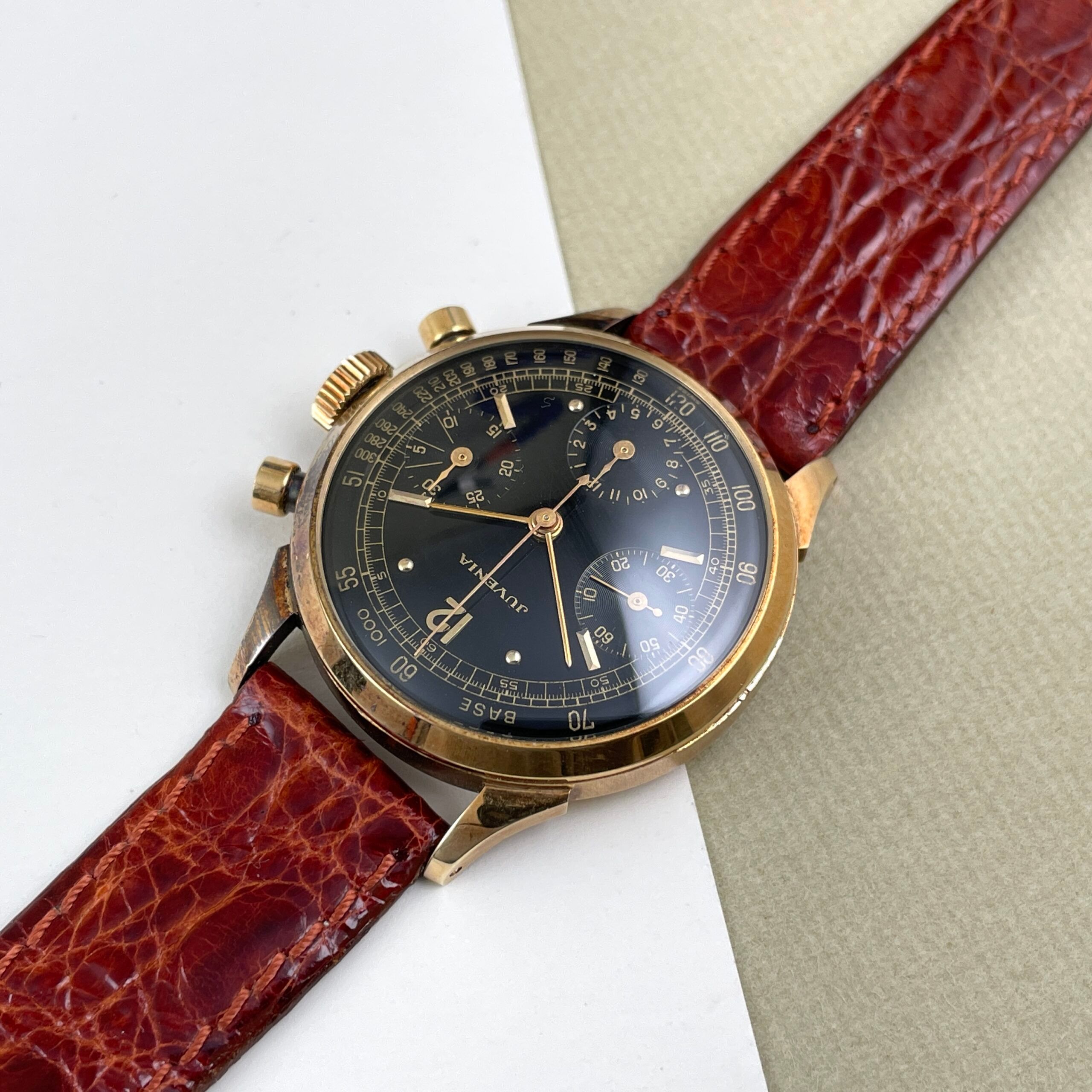 Juvenia Black Gilt Dial, photo 6 of 18