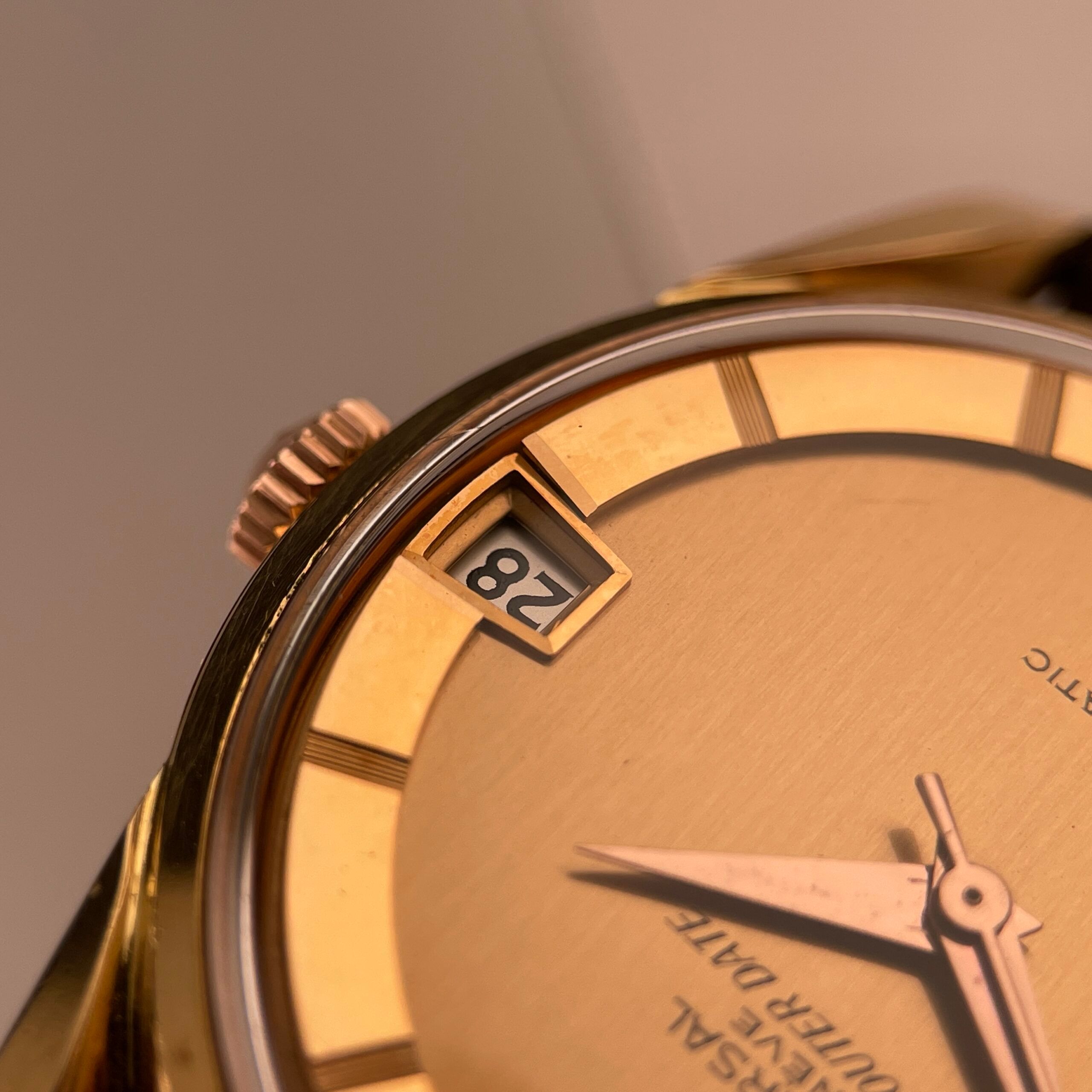 Universal Geneve Polerouter, photo 2 of 17