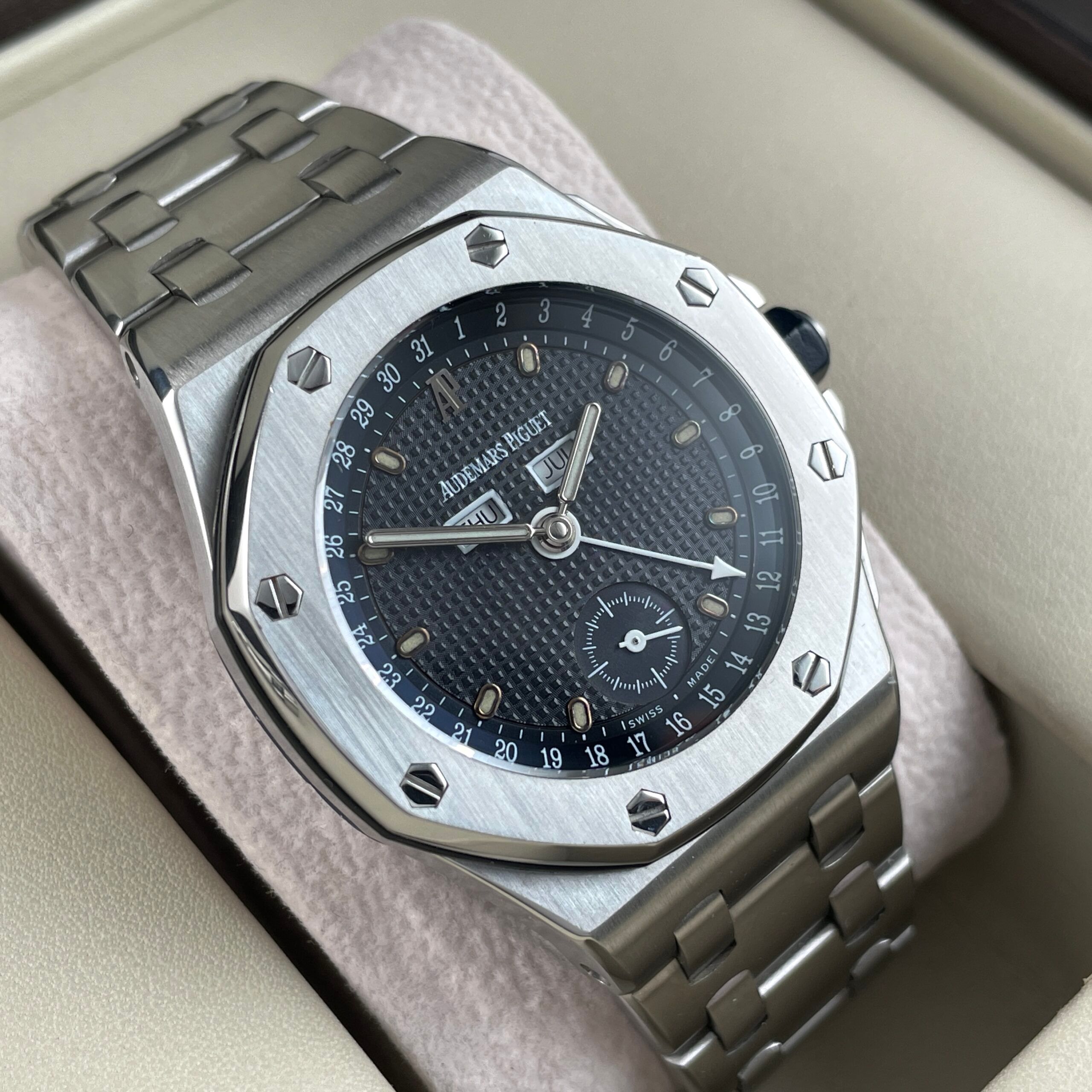 Audemars Piguet Royal Oak Offshore Triple Date