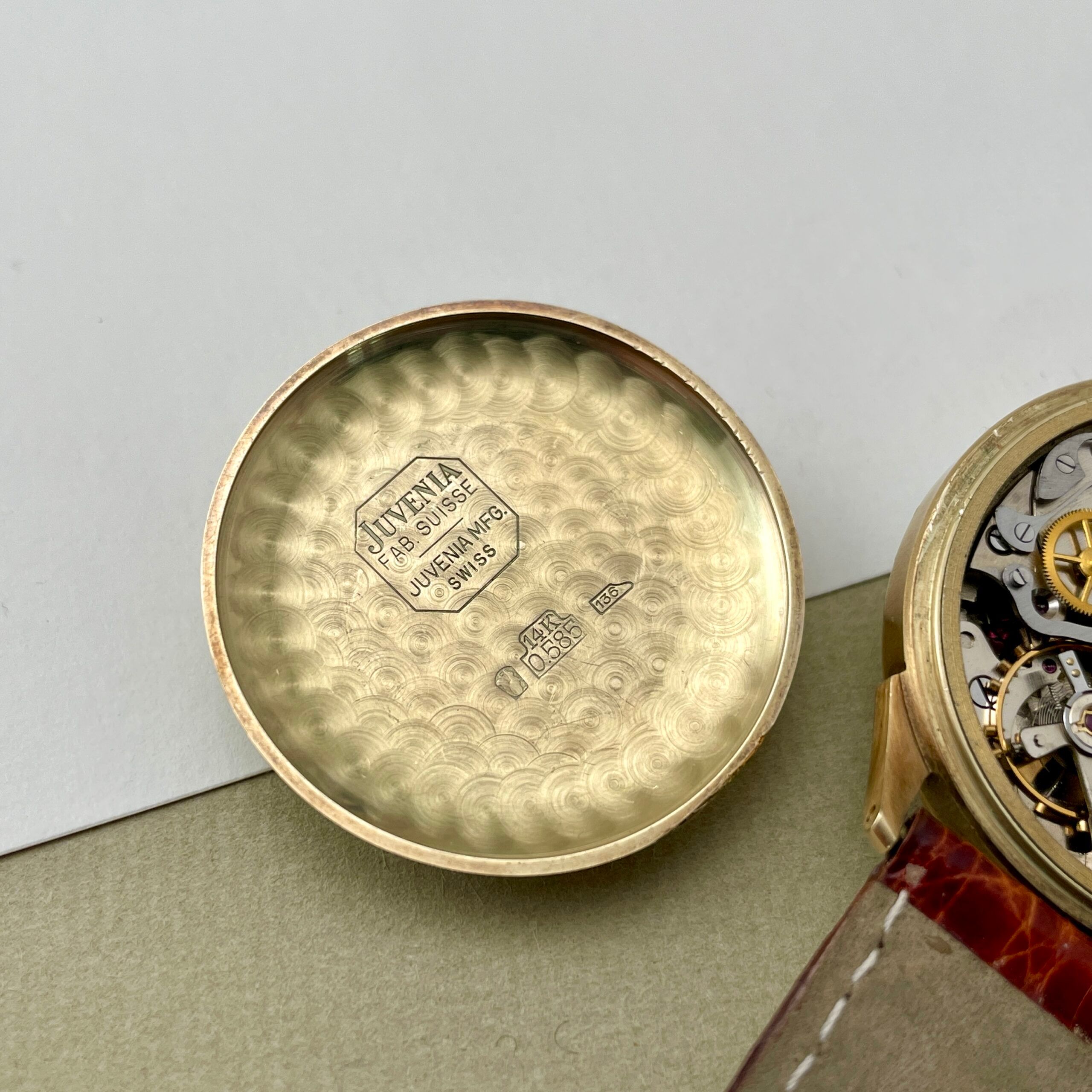 Juvenia Black Gilt Dial, photo 15 of 18