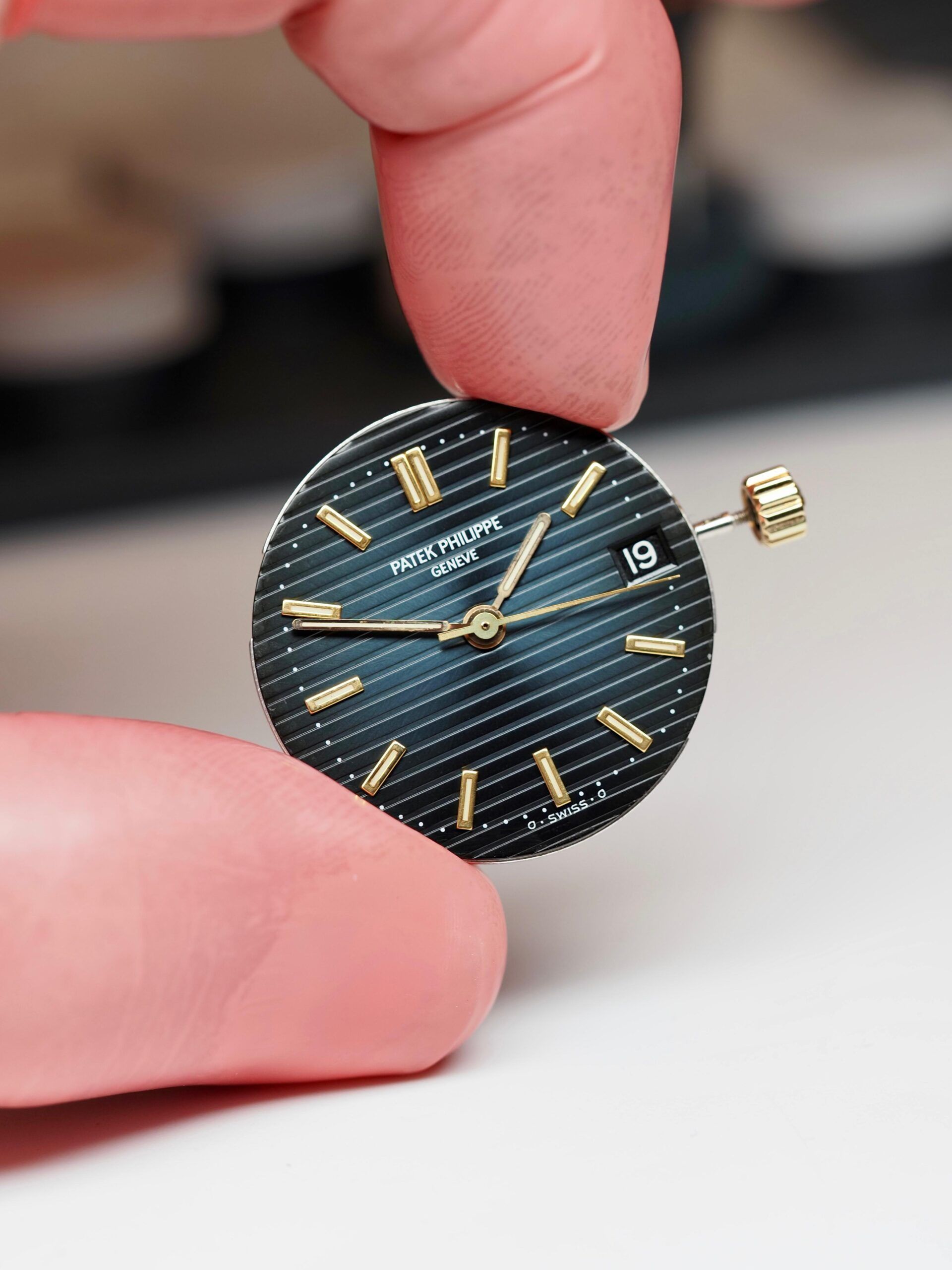 Patek Philippe Nautilus 3800/1 Blue Dial with Extract of Archives, photo 9 of 15