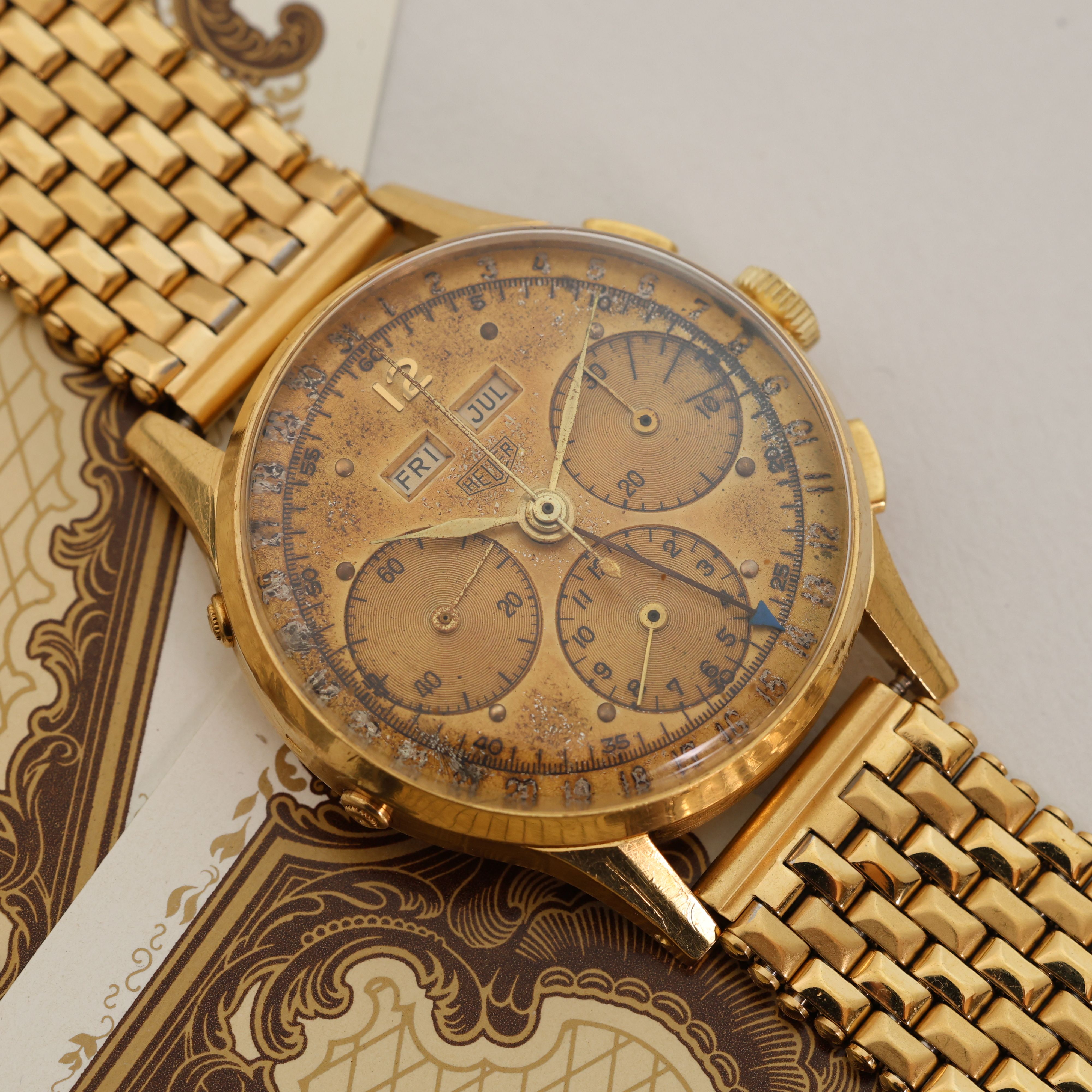 Heuer Triple Date Chronograph, photo 4 of 10