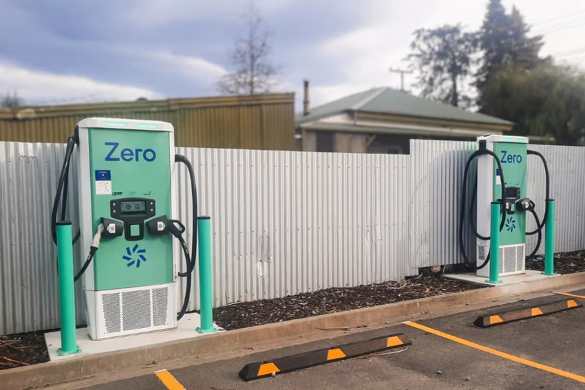 Zero chargers at Tākaka